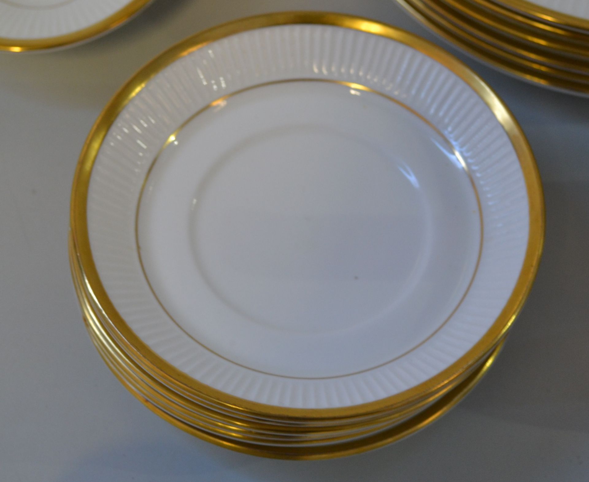 1 x Staffordshire Dinner Set Bone China - Ref J2192 - CL314 - Image 7 of 8