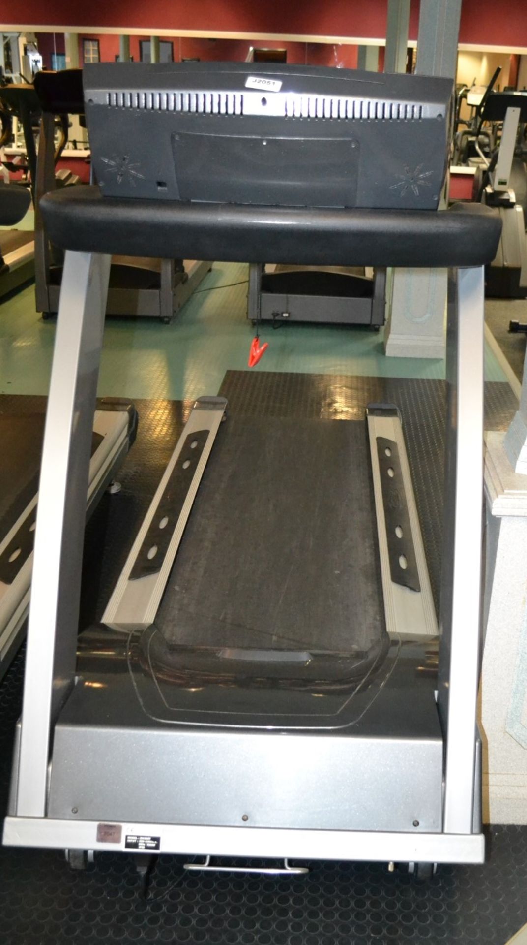 1 x BH Fitness Treadmill Model BH 300T - Dimensions: L230 x H150 x W82cm - Ref: J2051/1FG - - Image 2 of 3