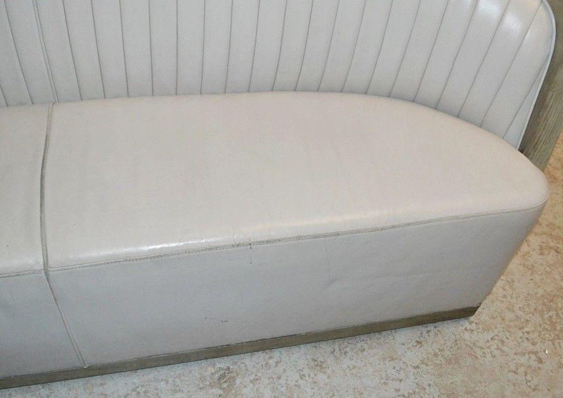 1 x Stylish Soft Faux Leather Bistro / Reception Bench In Soft Grey Leather With A Solid Wood Frame - Image 6 of 9