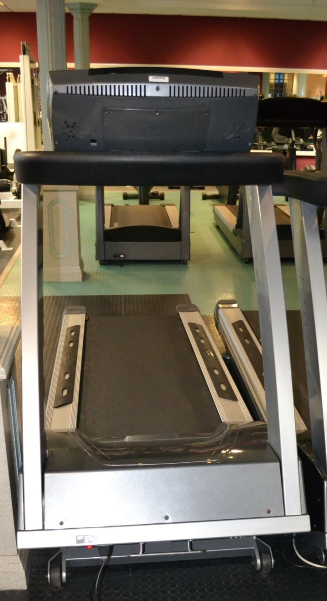 1 x BH Fitness Treadmill Model BH 300T - Dimensions: L230 x H150 x W82cm - Ref: J2055/1FG - - Image 2 of 3