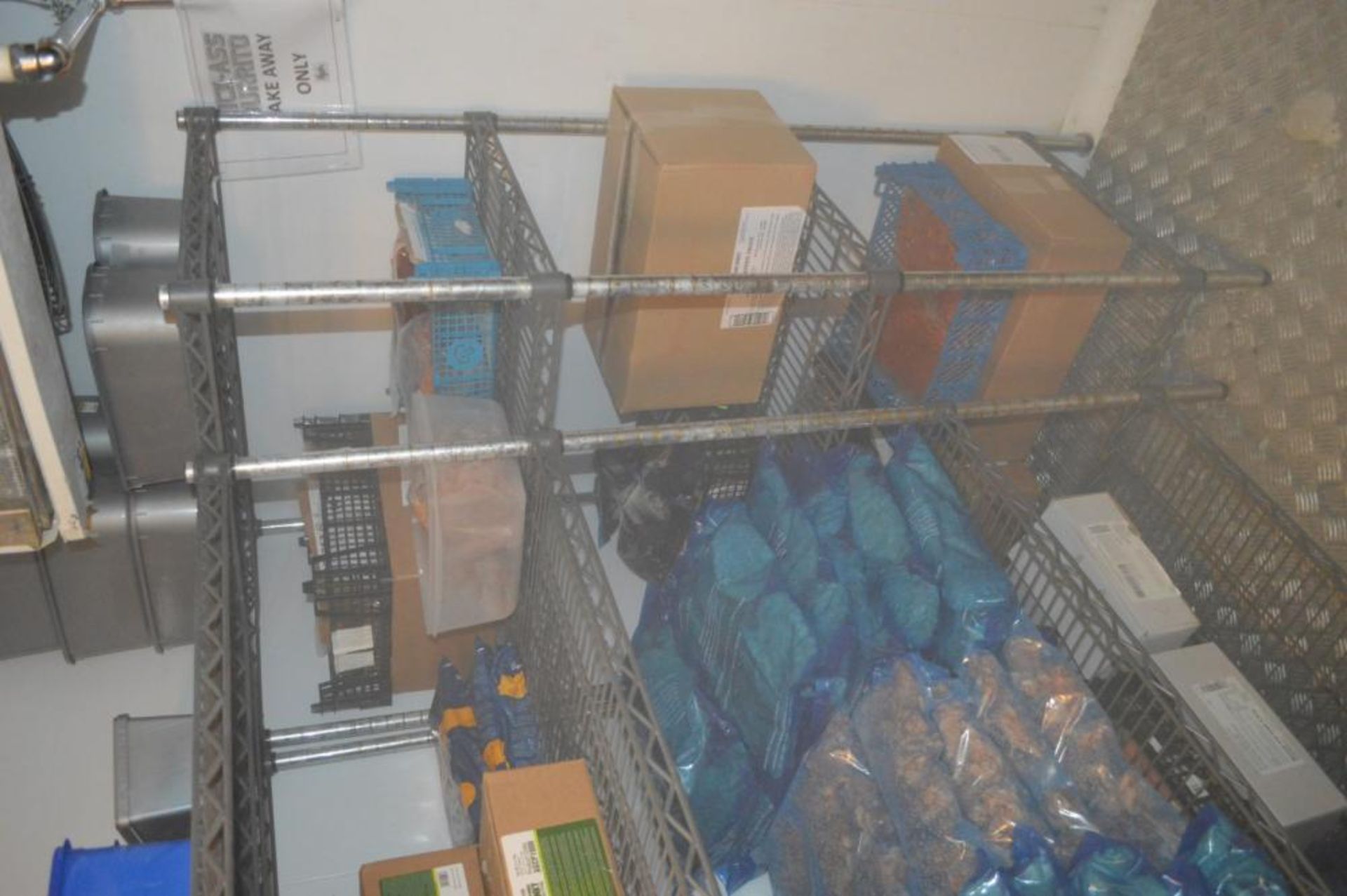 6 x Assorted Freezer Room Wire Storage Shelves - Assorted Widths of Approx 90 to 120 cms With an App - Image 5 of 6