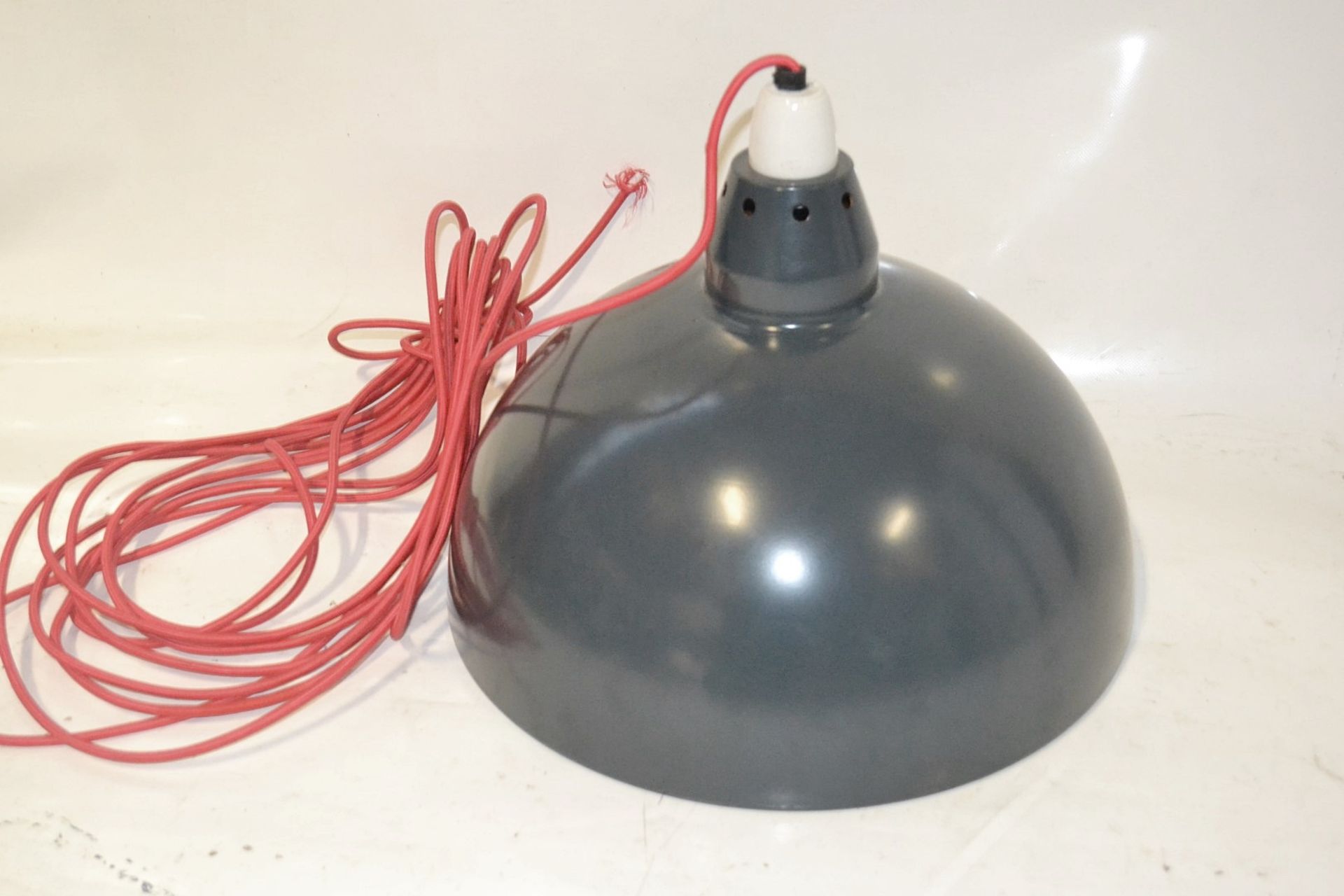 2 x Dome Pendant Ceiling Light Fittings With Bright Red Fabric Flex - CL353 - Image 3 of 5
