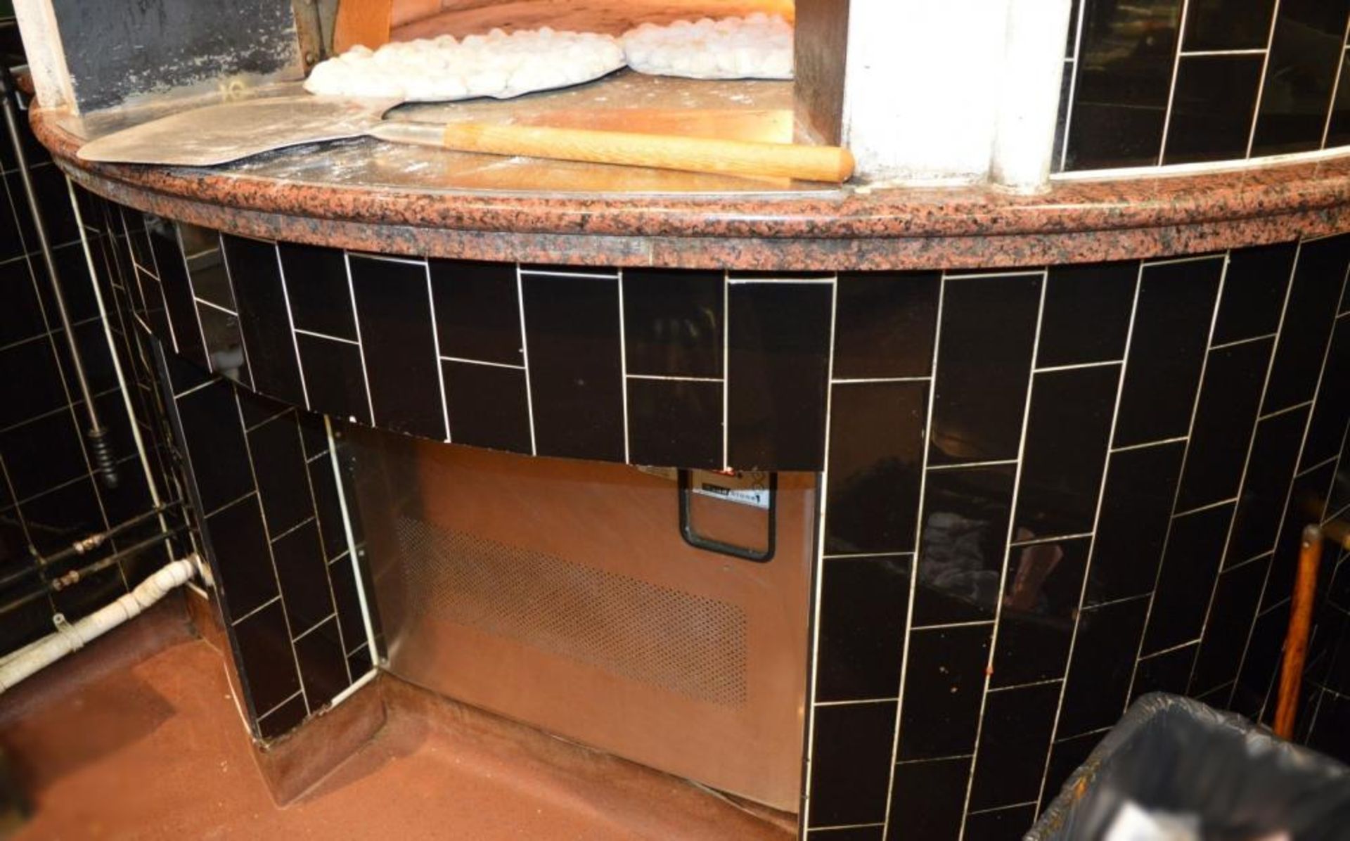 1 x Wood Stone Gas Fired Pizza Oven - CL366 - Ref BB1063 - Location: Milton Keynes MK1 - Image 6 of 8