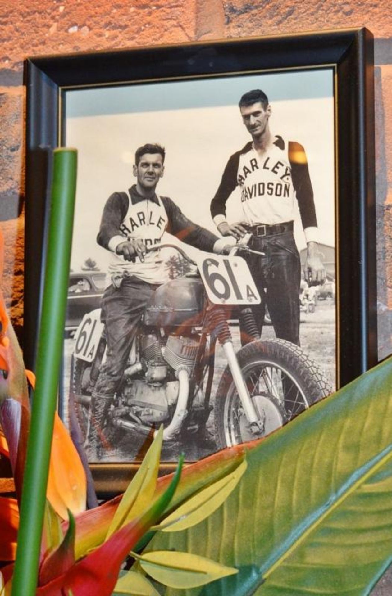 5 x Assorted Framed Pictures Featuring Nostalgic Images Of Italian Americana / Sporting Events - Var - Image 6 of 7