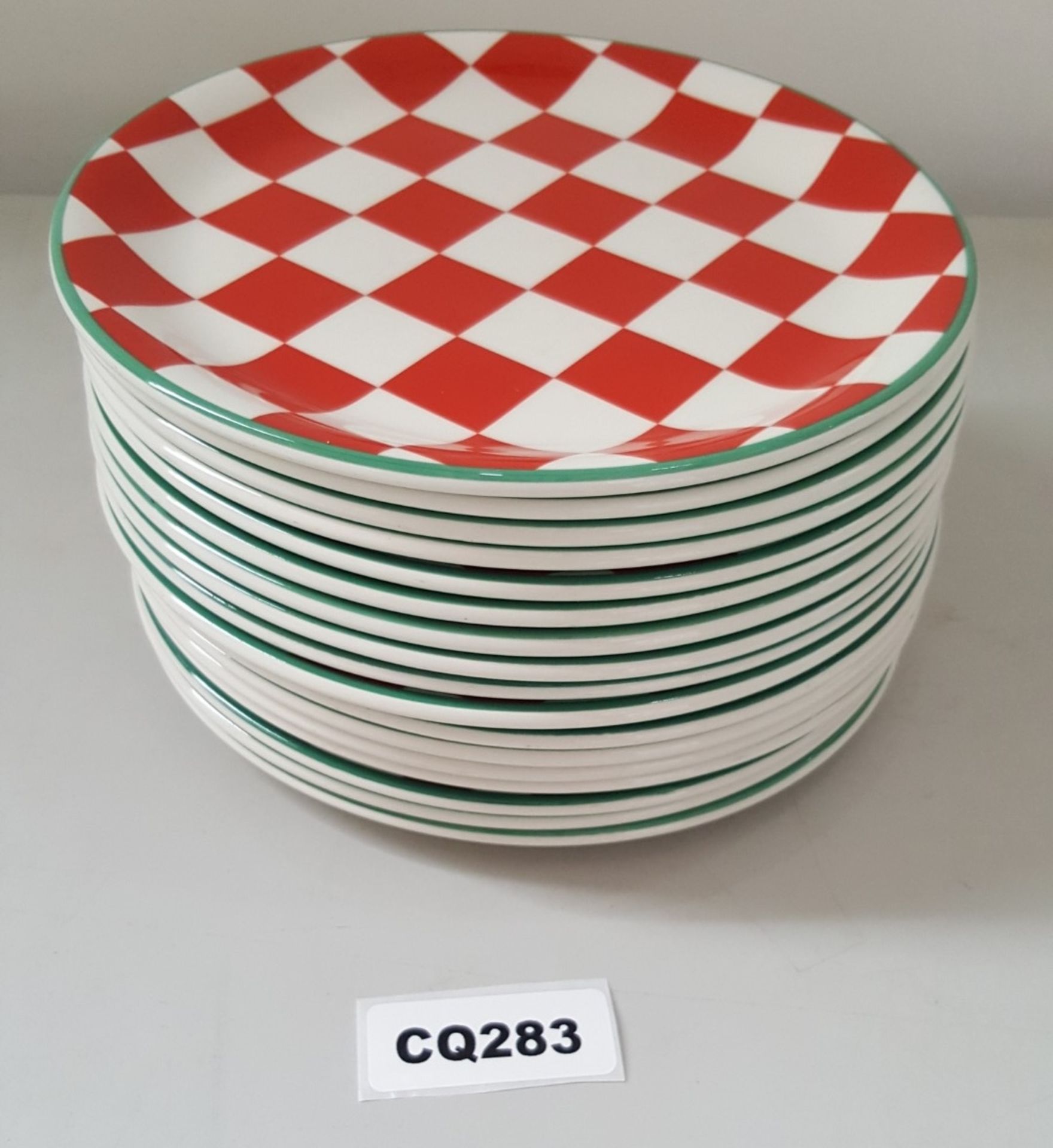 17 x Steelite Plates Checkered Red&White With Green Outline 20CM - Ref CQ283