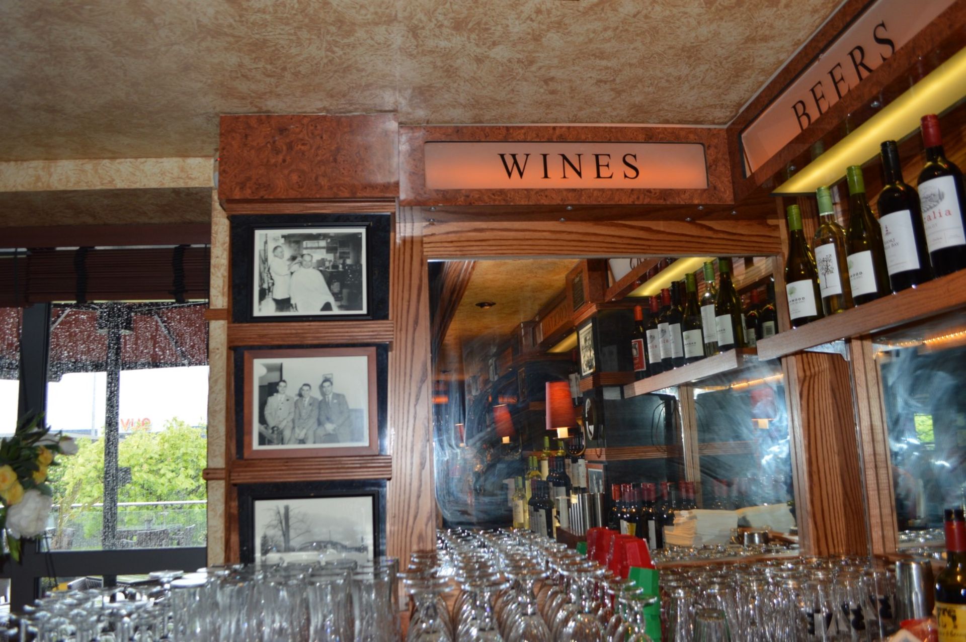 1 x Restaurant / Pub Bar and Backbar From American Diner Themed Restaurant - Burr Walnut and Black - Image 36 of 47