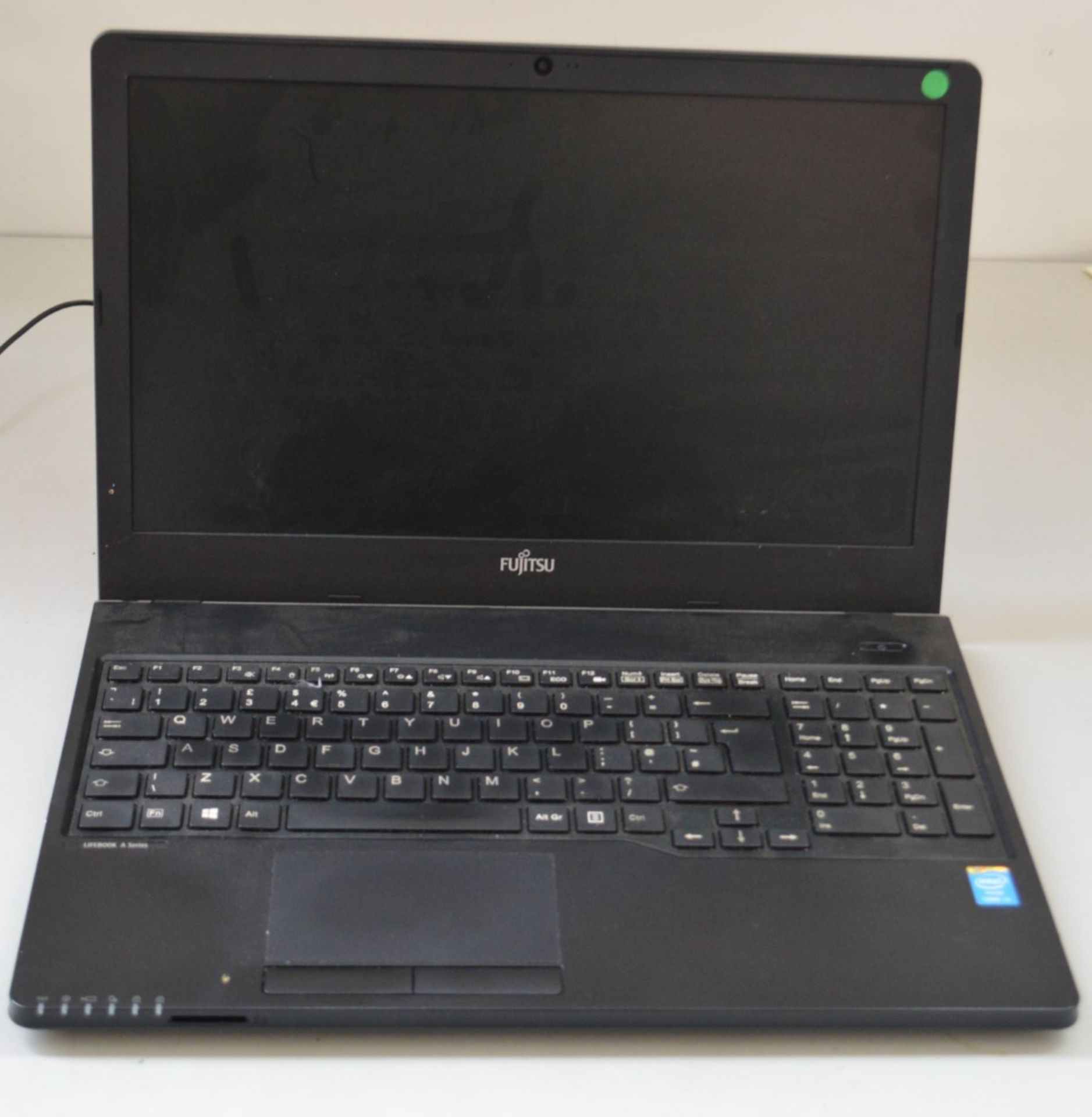 1 x Fujitsu LIFEBOOK A555 15.6-Inch Laptop Computer - Ref TP338 - Image 4 of 4