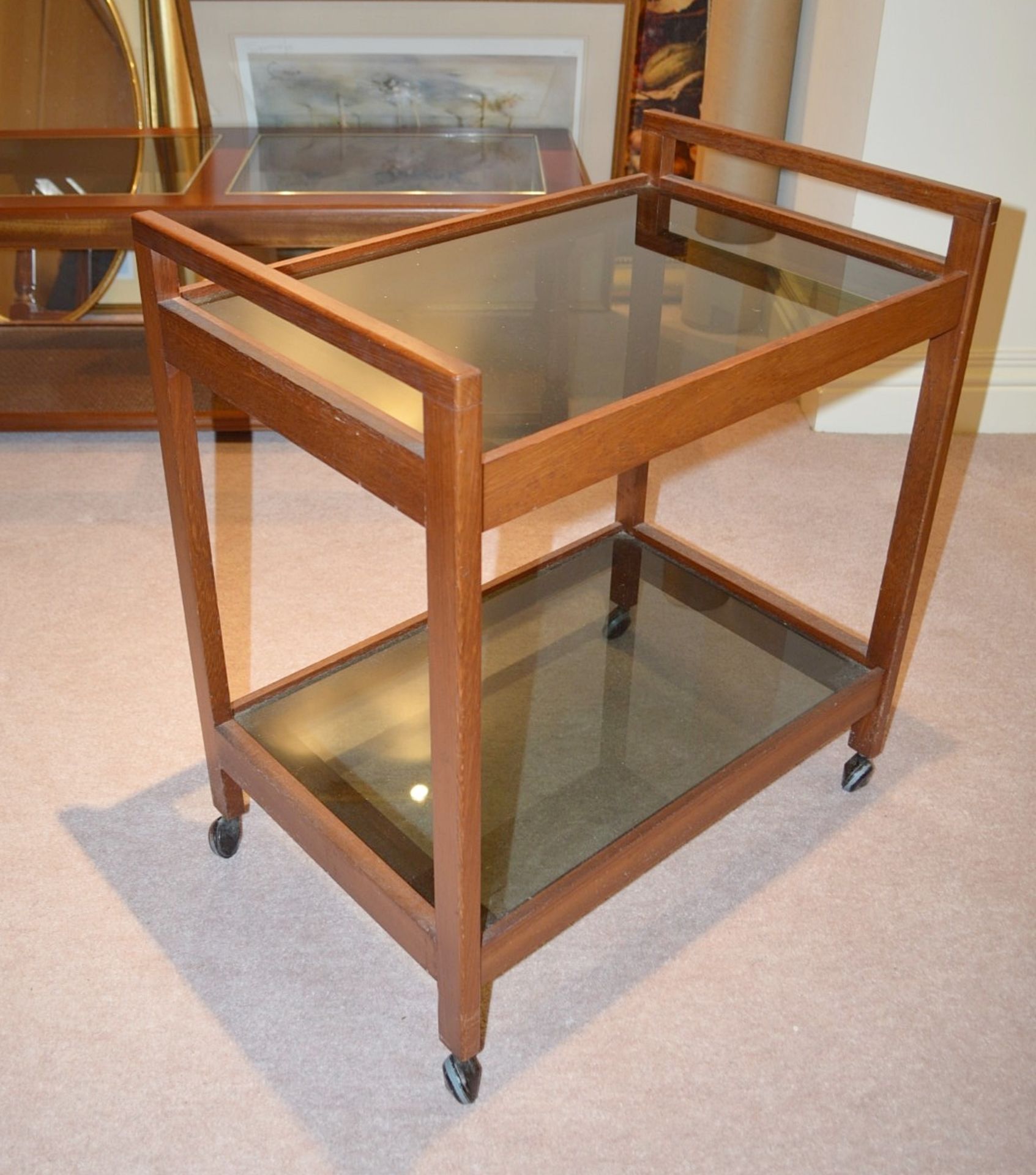 1 x Glass Hostess Trolley - CL368 - Bowdon WA14 - NO VAT - Image 2 of 4