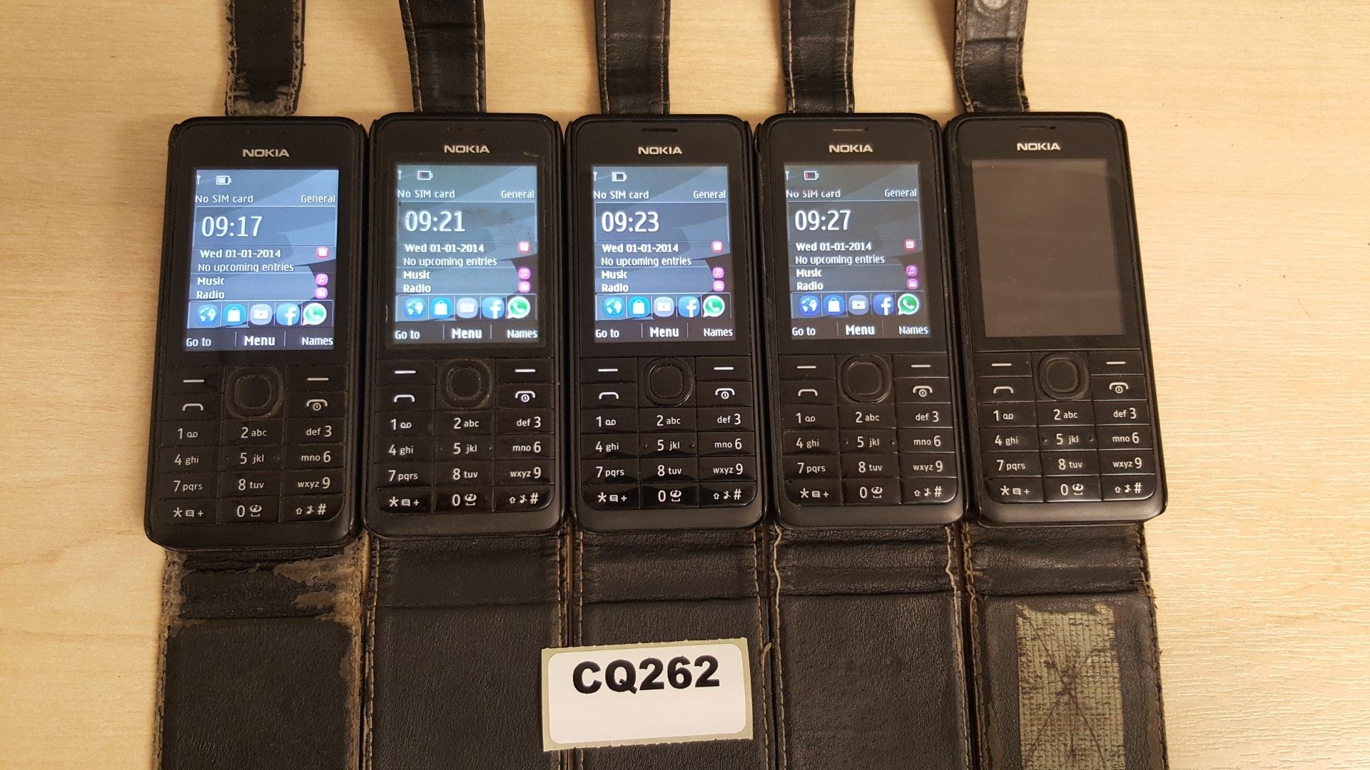 5 x Nokia 301 Mobile Phones With Cases- Ref CQ262