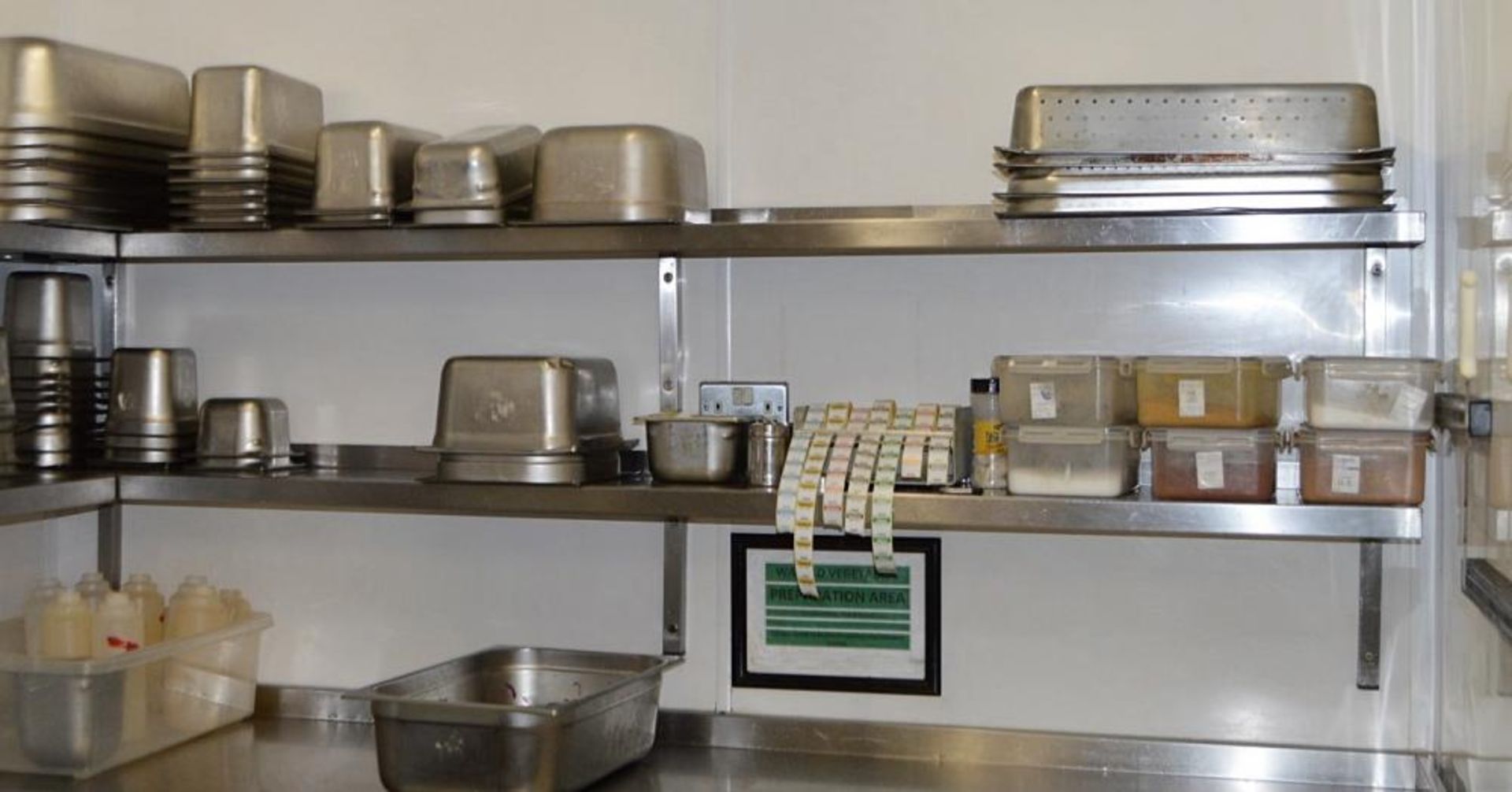 4 x Sections Of Wall Mounted Commercial Kitchen Shelving In Stainless Steel - CL367 - Ref CQ-FB236 - - Image 3 of 3