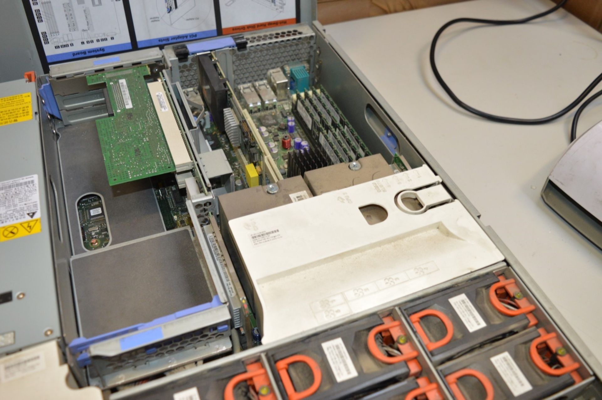 1 x IBM xSeries 345 Server - Includes Dual Xeon Processors, 1gb Ram, Raid Card - Hard Disk Drives - Image 4 of 8