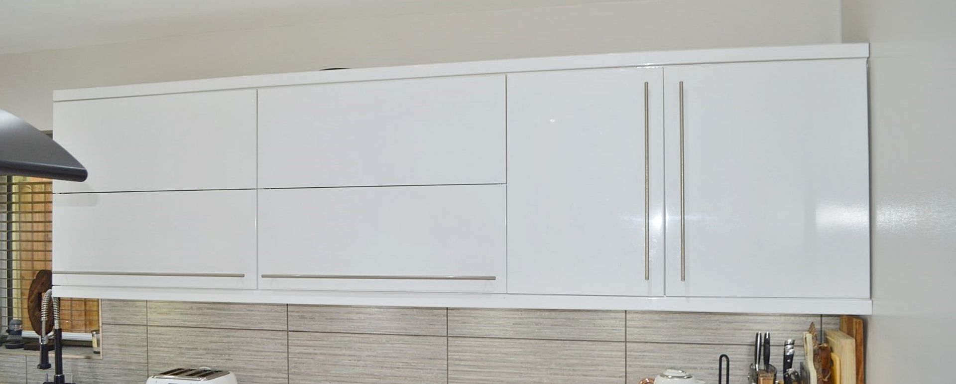 1 x Stunning Contemporary Bespoke Fitted Kitchen - CL369 - Location: Bolton BL6 - NO VAT - Bild 15 aus 37