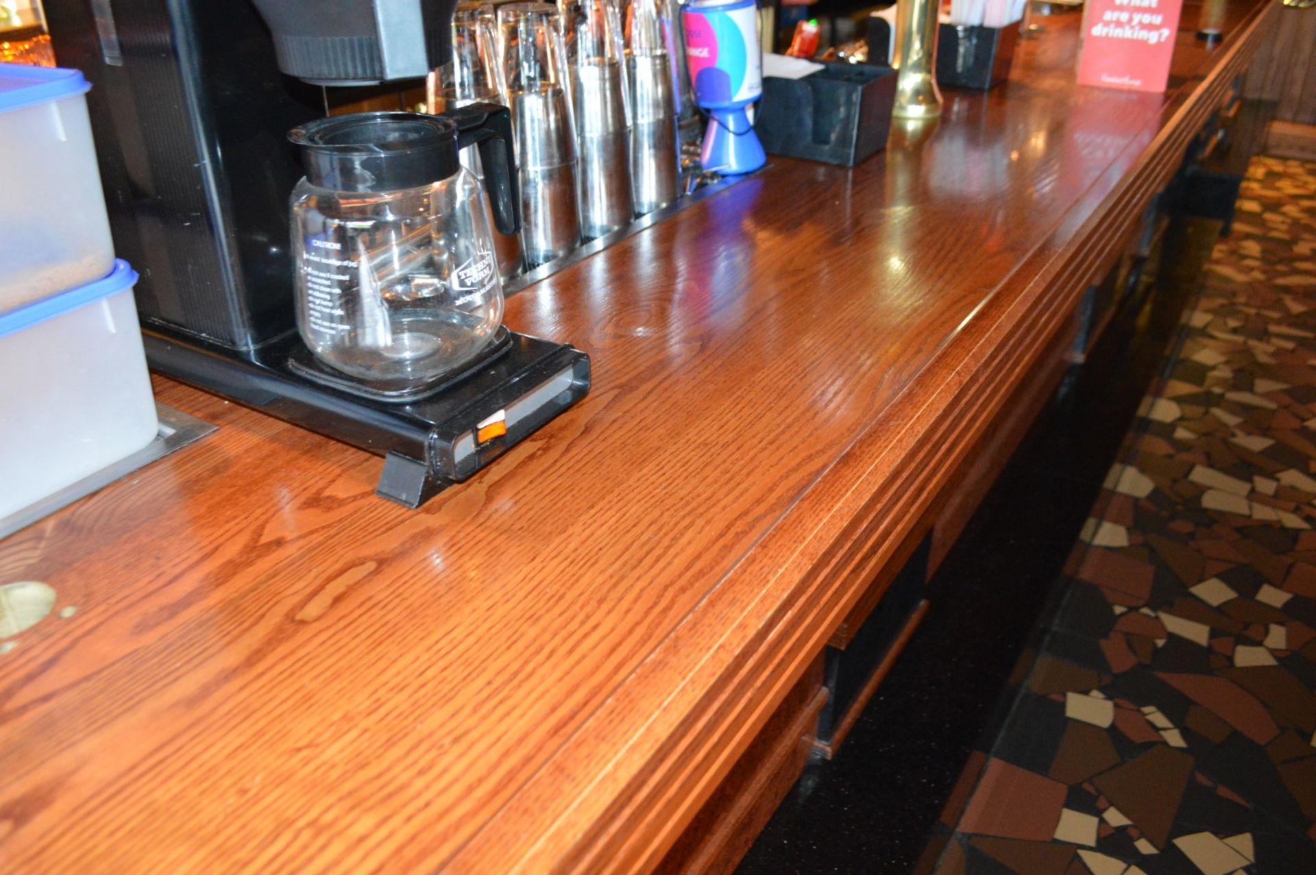 1 x Restaurant / Pub Bar and Backbar From American Diner Themed Restaurant - Burr Walnut and Black - Image 26 of 47