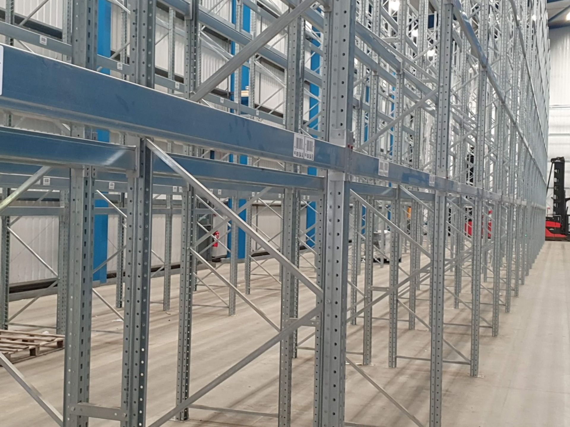 Large Quantity of 9m and 10m Dexion P90 Warehouse Racking in Good Condition - Location: Nottingham - Image 6 of 16