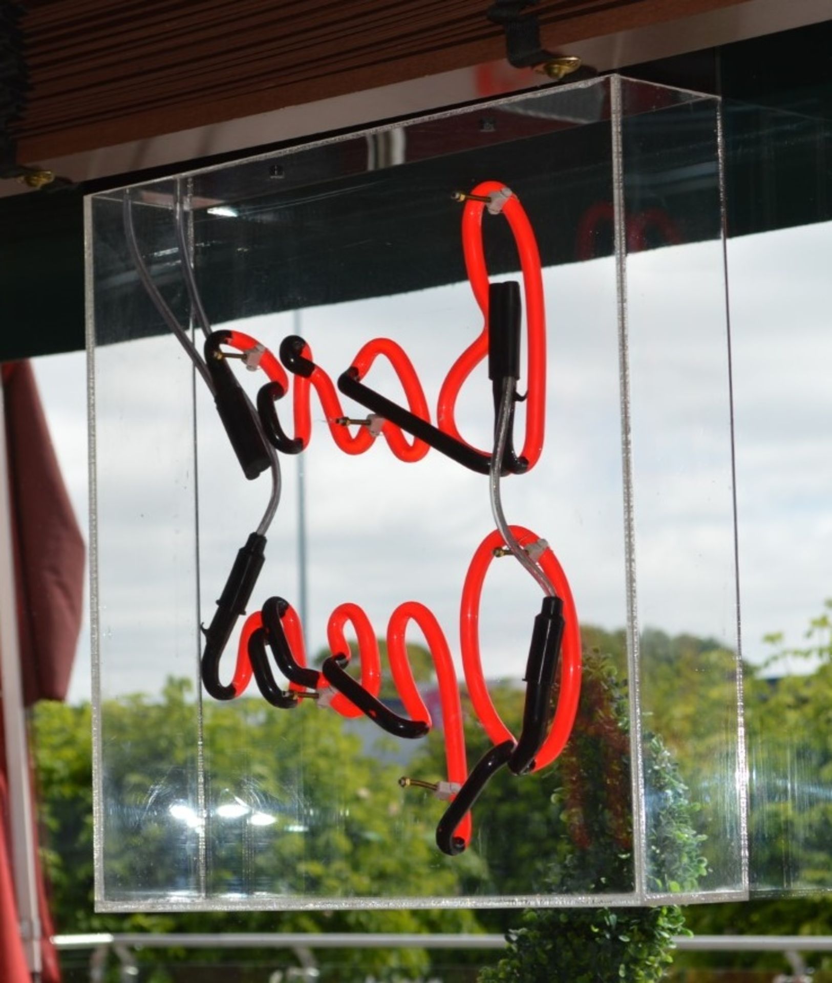 1 x Neon Sign in Acrylic Box With Hangers - BAR OPEN - Ideal For Cafes, Bars, Restaurants etc - - Image 4 of 4