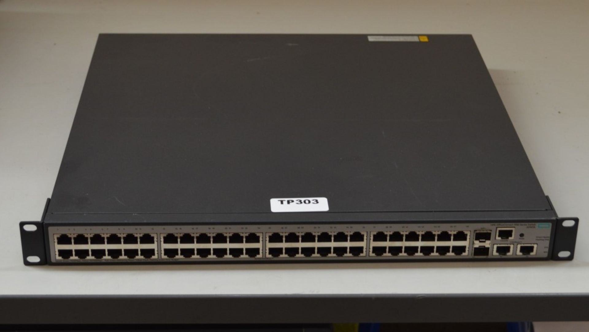 1 x Hewlett Packard Enterprise JG963A Switches - Ref TP303