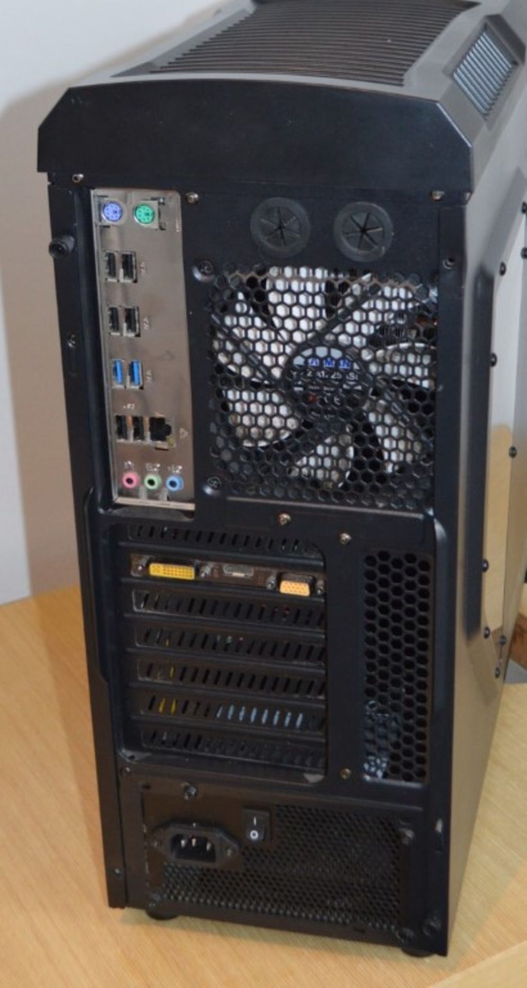 1 x PC - Features AMD FX-6300 4.1ghz Six Core Processor, 8gb DDR3 Crucial Ram, 120gb SSD - NO VAT! - Image 4 of 5