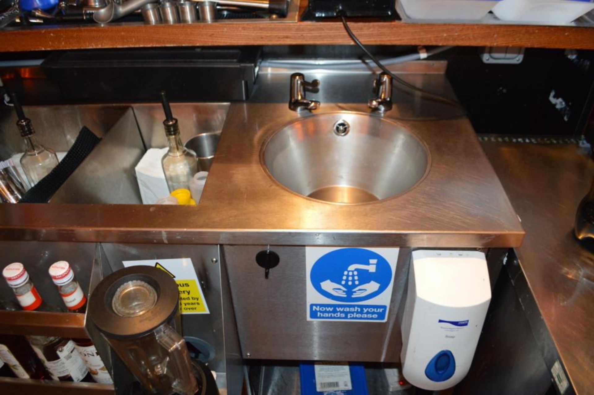 1 x Long Stainless Steel Backbar Workstation Comprising of 3 x Ice Wells, 1 x Handwash Basin and 2 x - Image 12 of 13