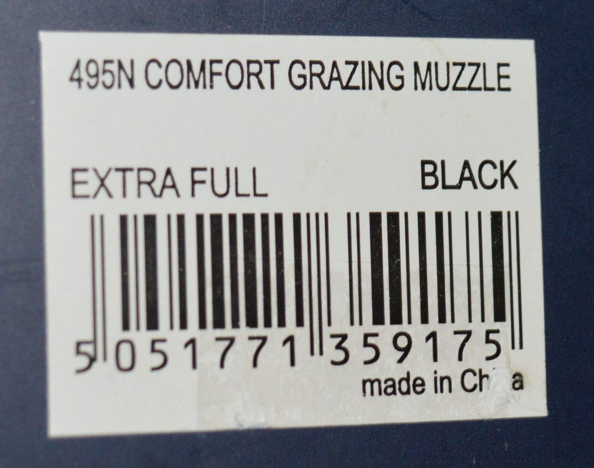 1 x Shires Comfort Grazing Muzzle - Extra Full 495N Black - New Stock - CL401 - Ref J893 - Location: - Image 3 of 3