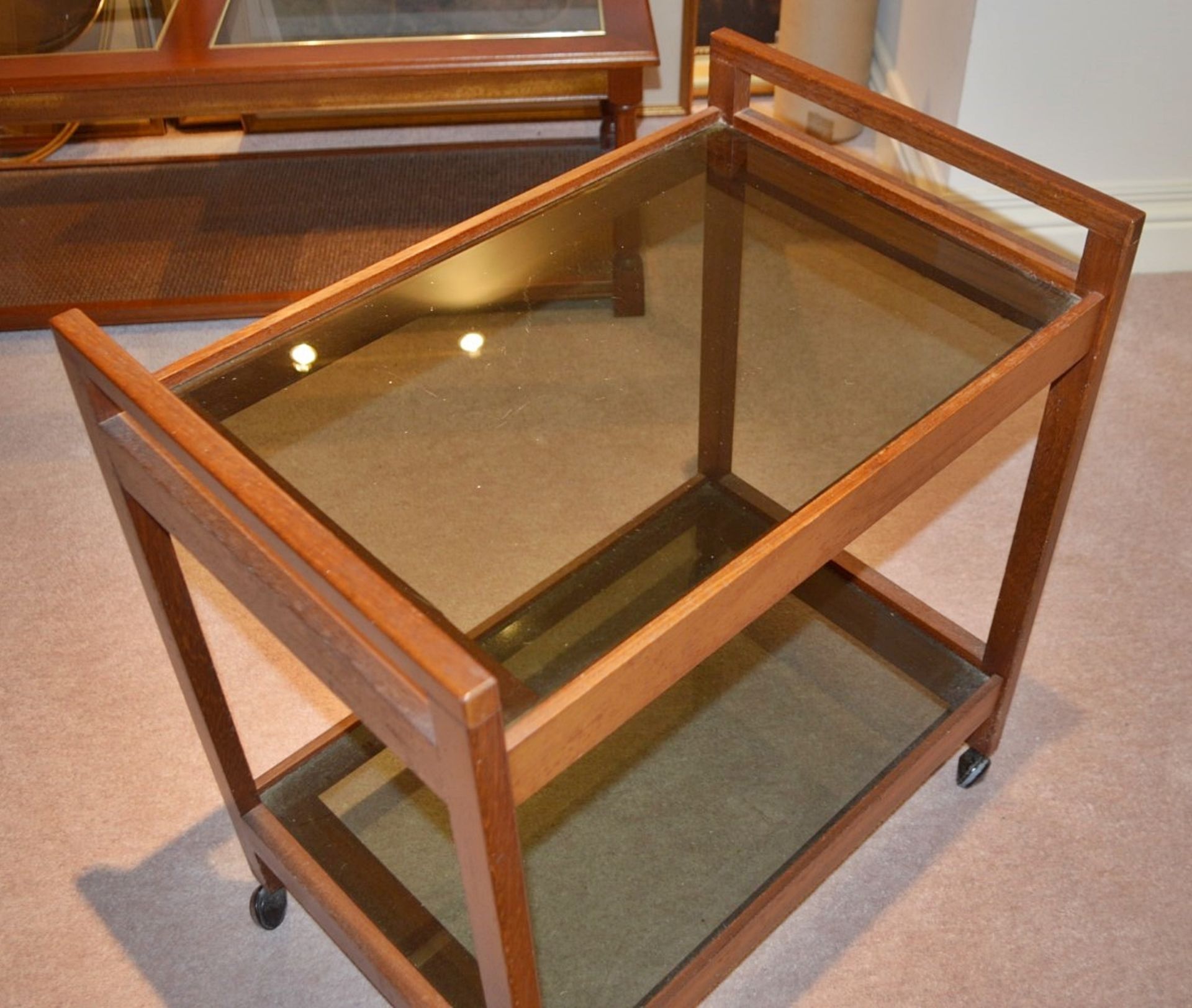 1 x Glass Hostess Trolley - CL368 - Bowdon WA14 - NO VAT - Image 3 of 4