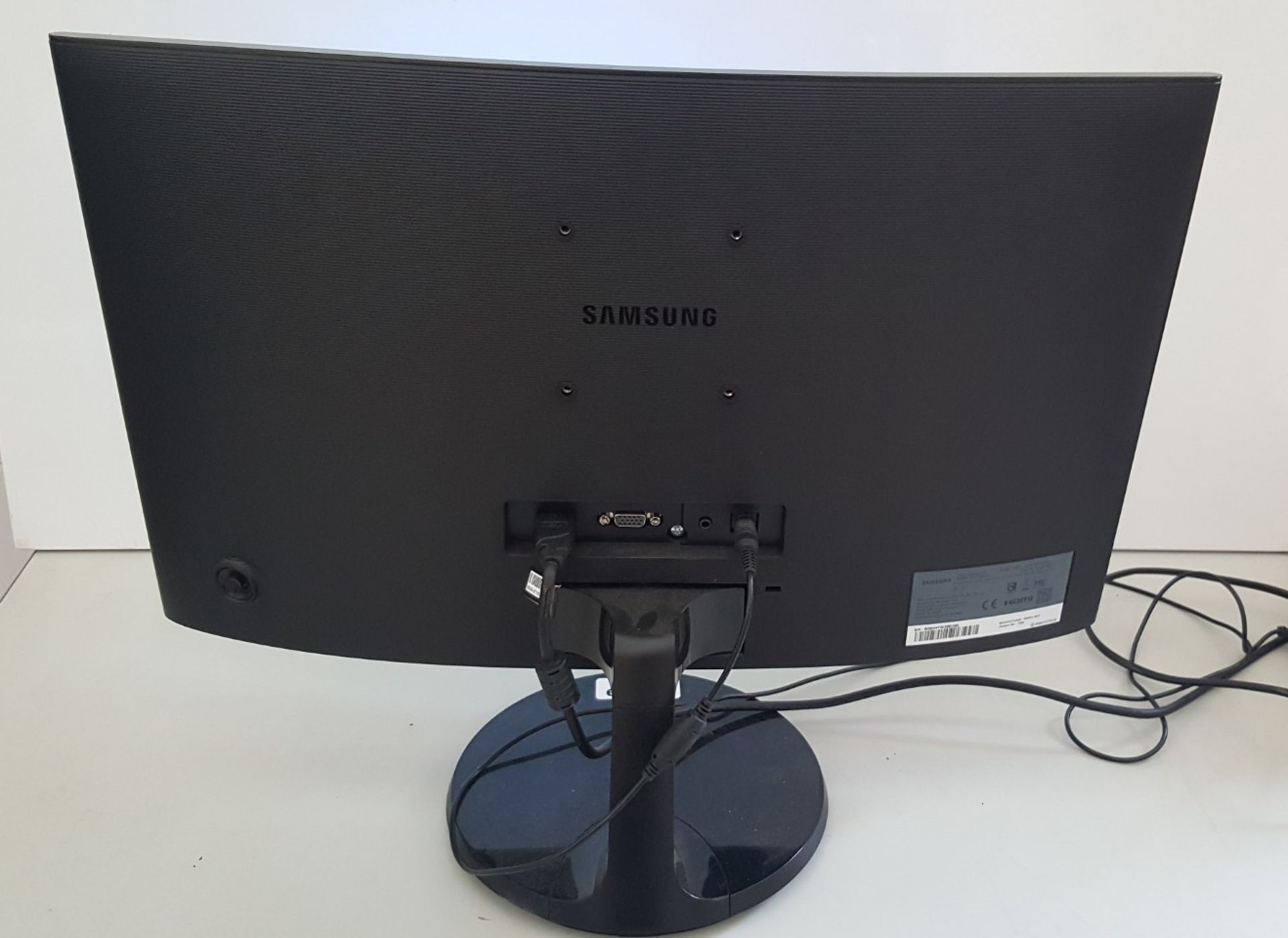 1 x Samsung LC22F390FHUXEN Full HD VA Curved Computer Monitor - Ref CQ229 - CL379 - Location: Altrin - Image 3 of 5