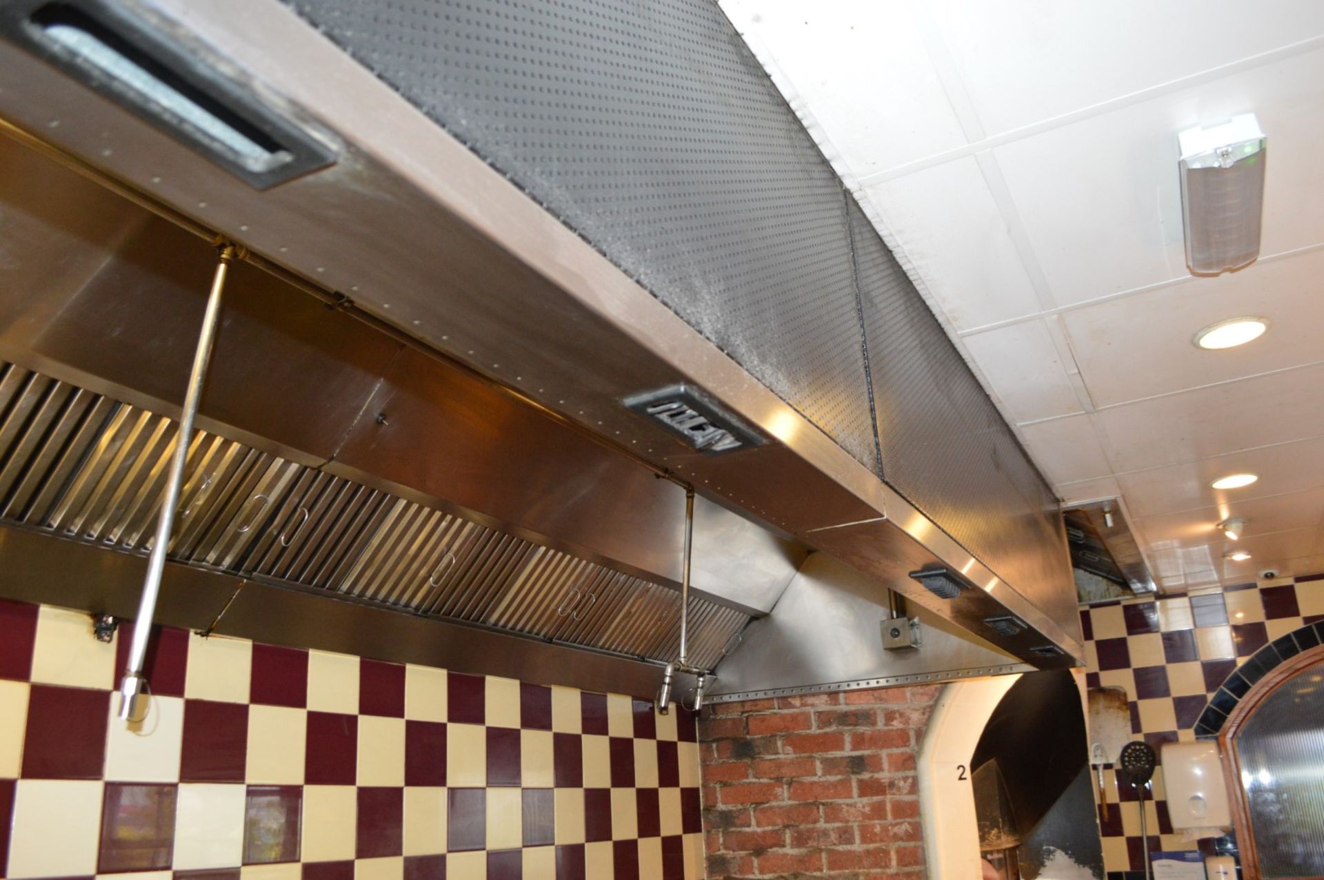 1 x Commercial Stainless Steel Kitchen Extractor Canopy With Ansul R-102 Fire Suppression System - - Image 6 of 13