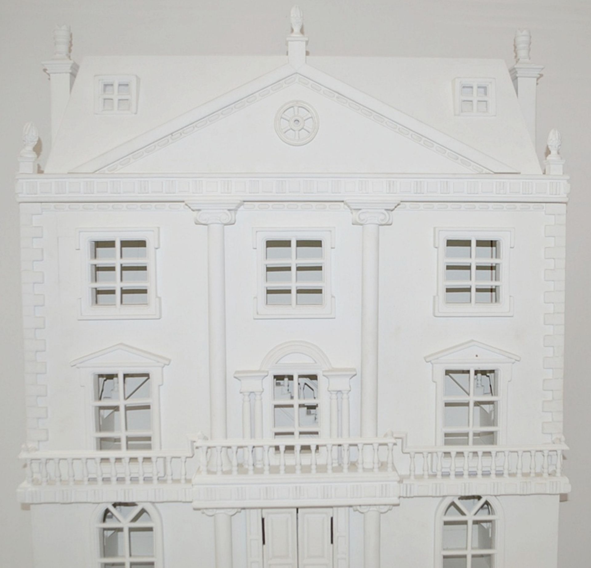 1 x Impressive Bespoke Hand Crafted Wooden Dolls House In White - Bild 3 aus 19