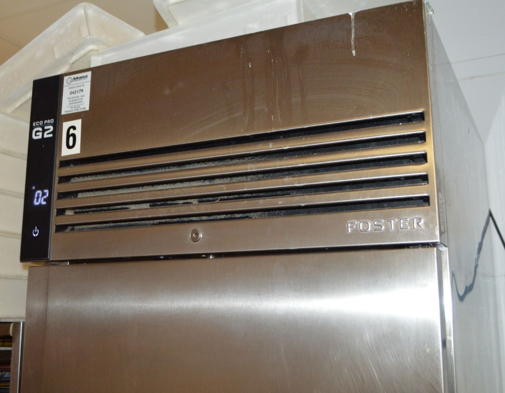 1 x Foster EcoPro G2 EP700M Single Door Upright Meat Fridge With Stainless Steel Finish - 600ltr - Image 4 of 4