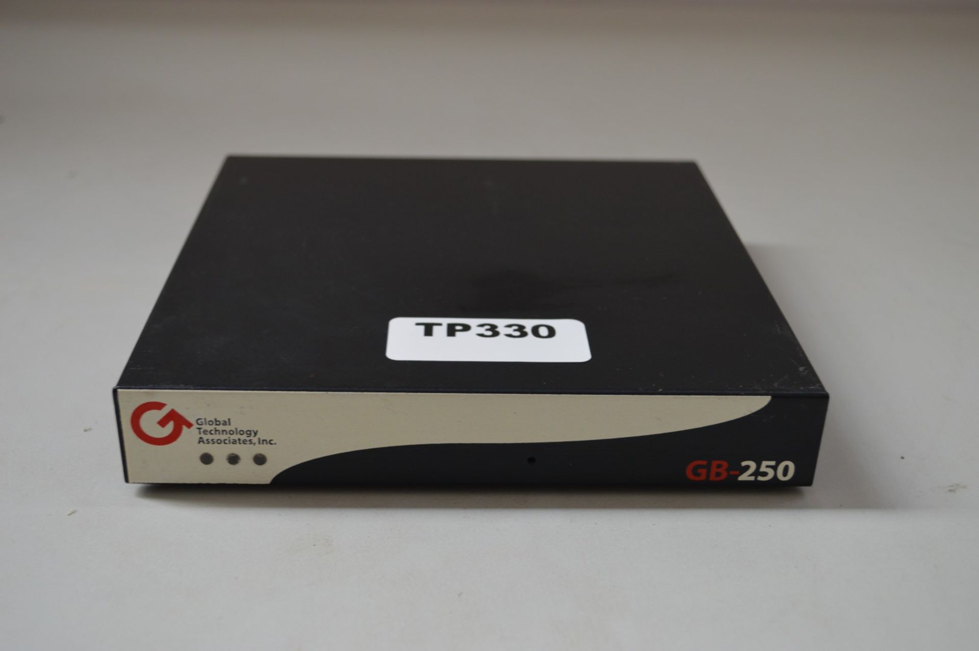 1 x Global Technology Associates GTA GB-250 Network Security Firewall - Ref TP330