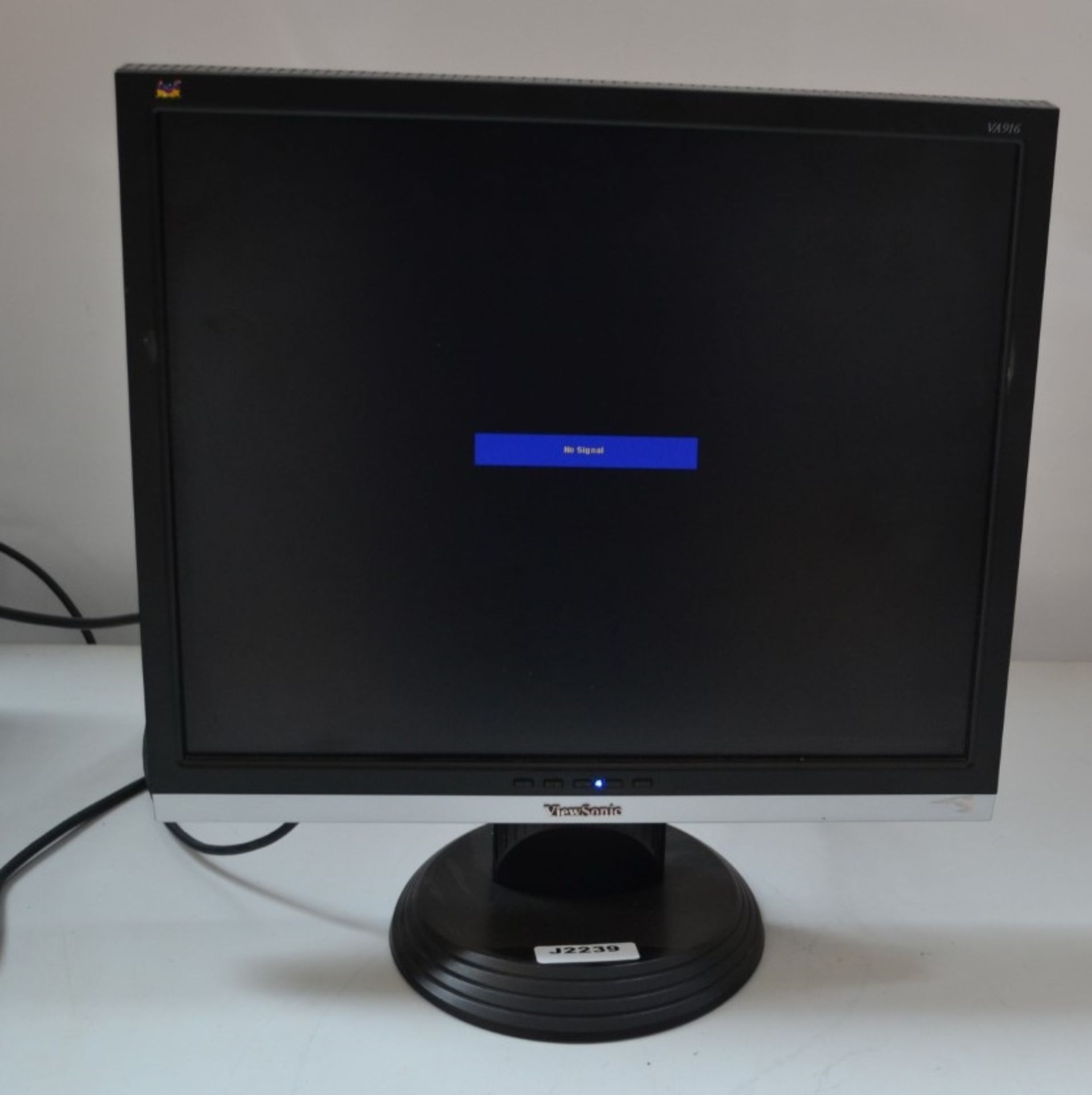 1 x ViewSonic VA916 19" LCD PC Monitor - Ref J2239