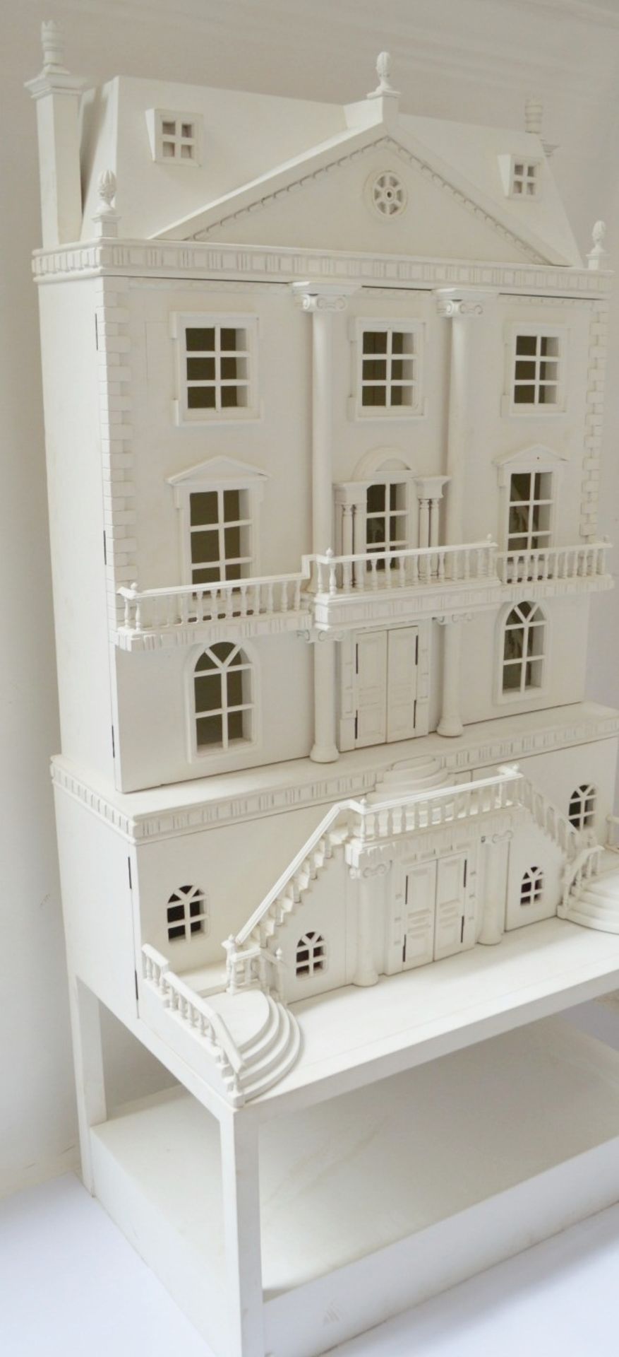 1 x Impressive Bespoke Hand Crafted Wooden Dolls House In White - Image 4 of 19