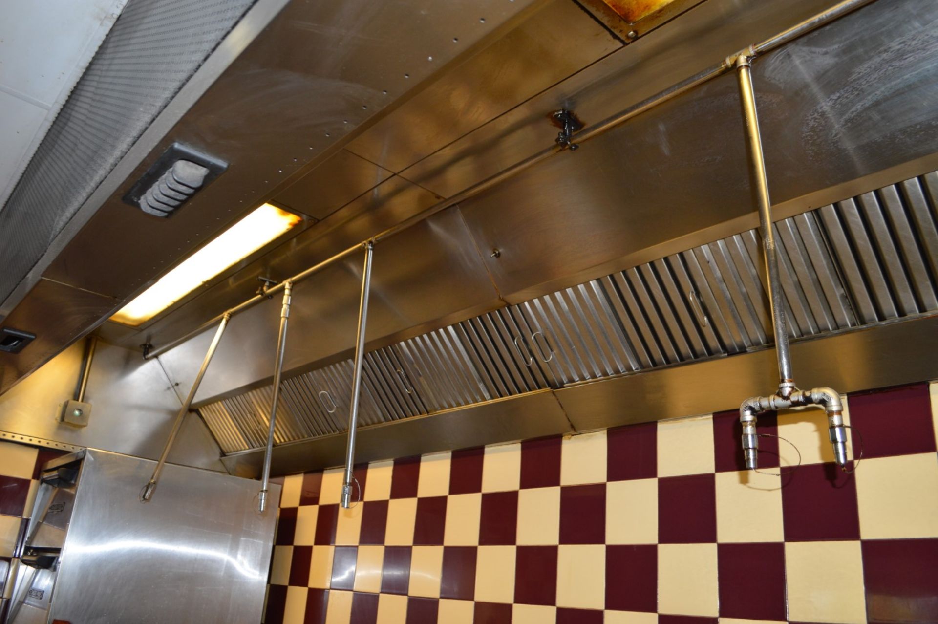 1 x Commercial Stainless Steel Kitchen Extractor Canopy With Ansul R-102 Fire Suppression System - - Image 4 of 13