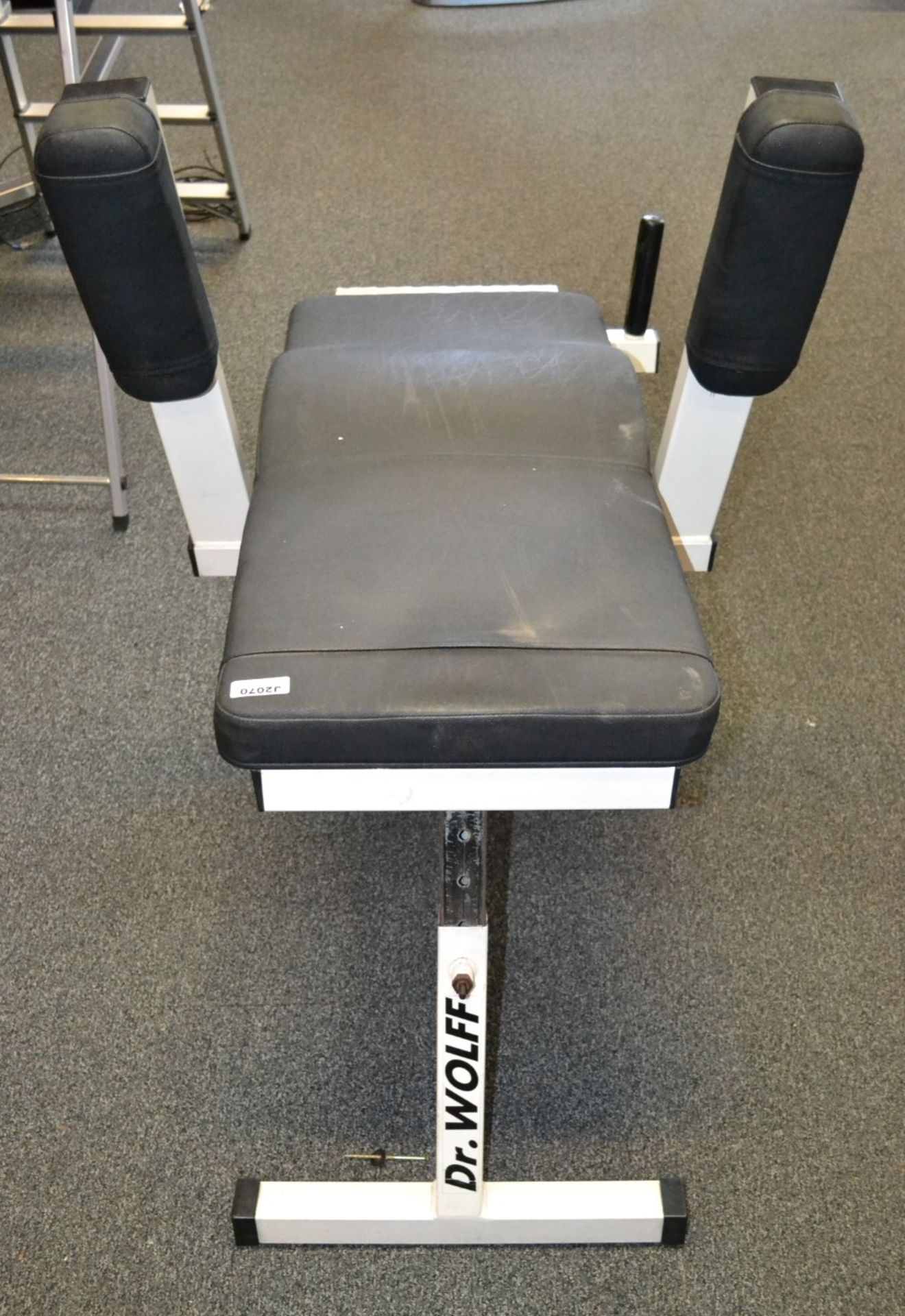 1 x Dr.Wolff Abdominal Fitness Bench - Dimensions: L140 x H100 x W50cm - Ref: J2070/1FG - CL356 - - Image 2 of 3