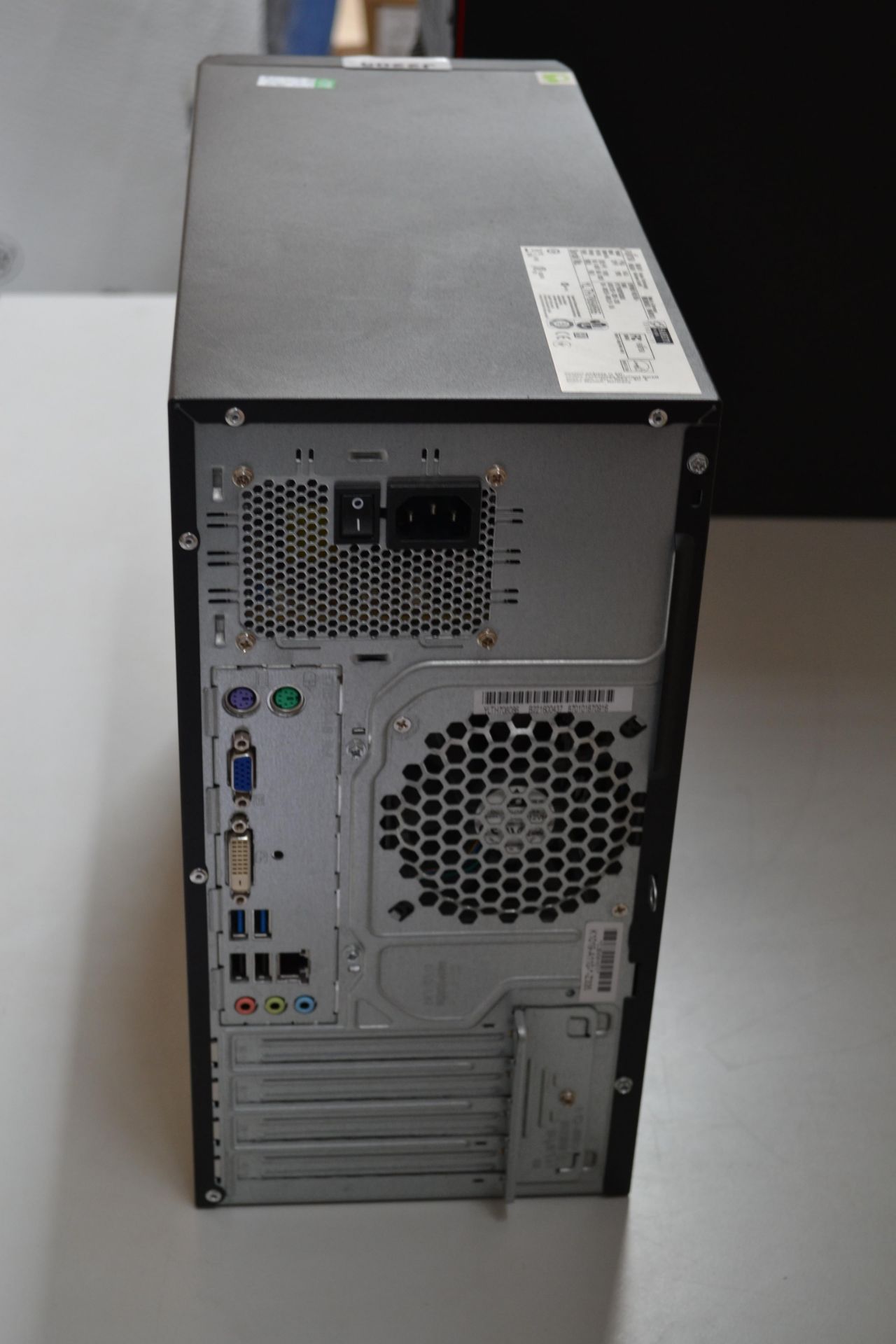 1 x FUJITSU ESPRIMO P420 DESKTOP COMPUTER - Ref J2205 - Image 3 of 4