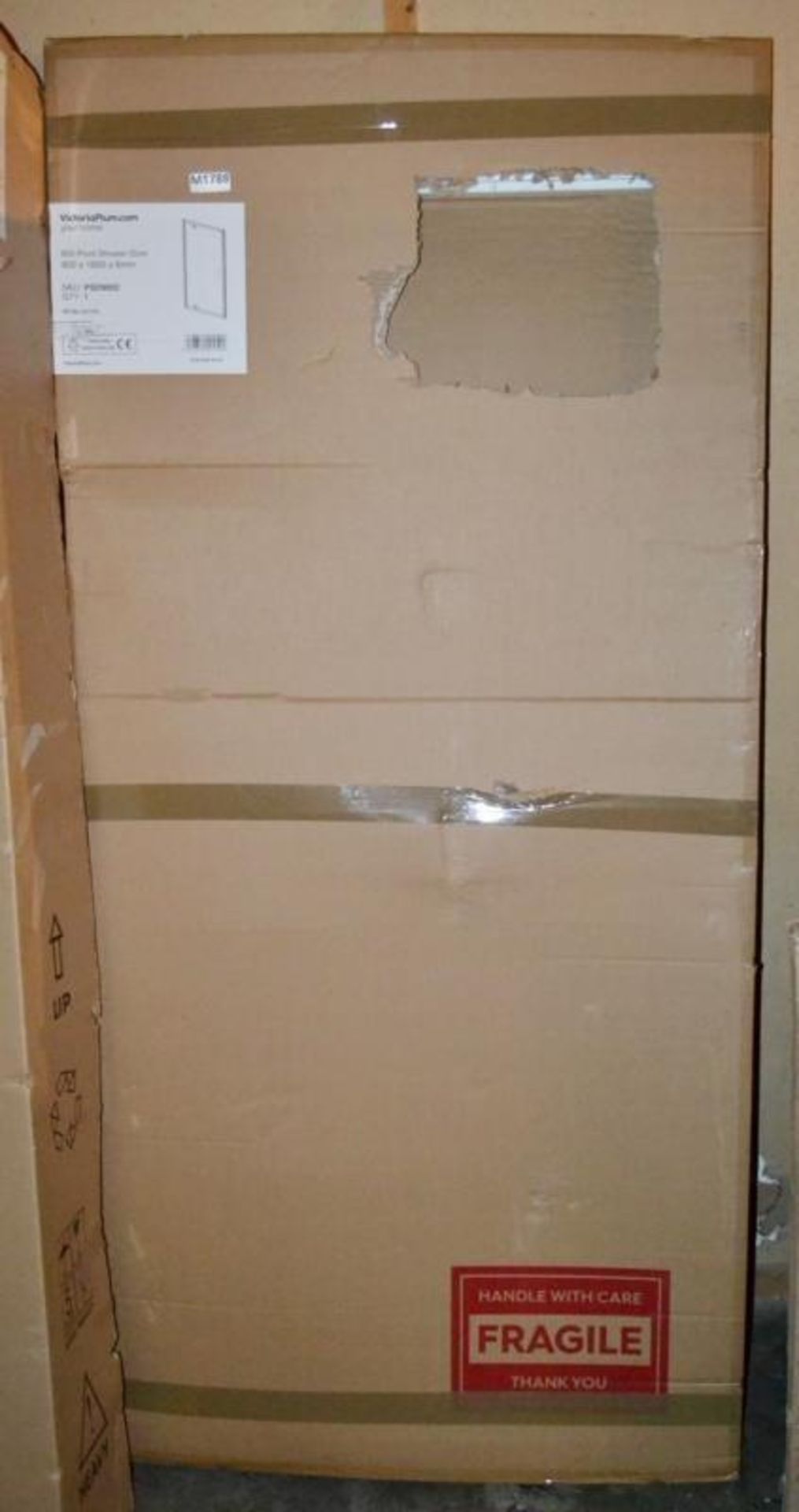 1 x 900 Pivot Shower Door (PSD9002) - Unused Boxed Stock - Dimensions: 900 x 1850 x 6mm - CL269 - Re