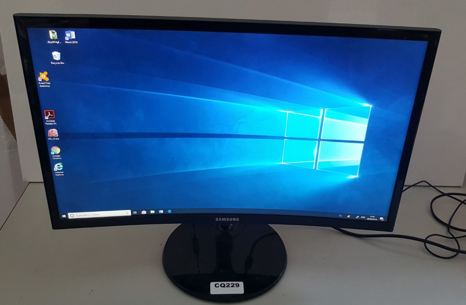 1 x Samsung LC22F390FHUXEN Full HD VA Curved Computer Monitor - Ref CQ229 - CL379 - Location: Altrin