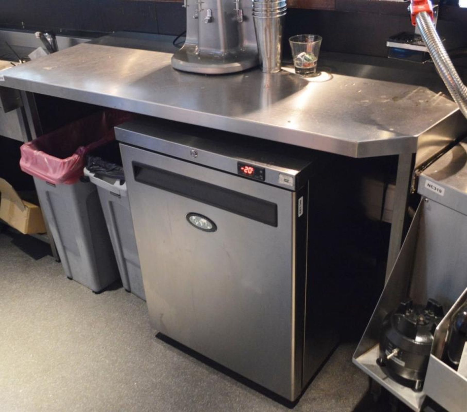 1 x Stainless Back Bar Prep Bench - H91 x W147 x D66 cms - Ref NC318 - CL390 - Location: Sheffield