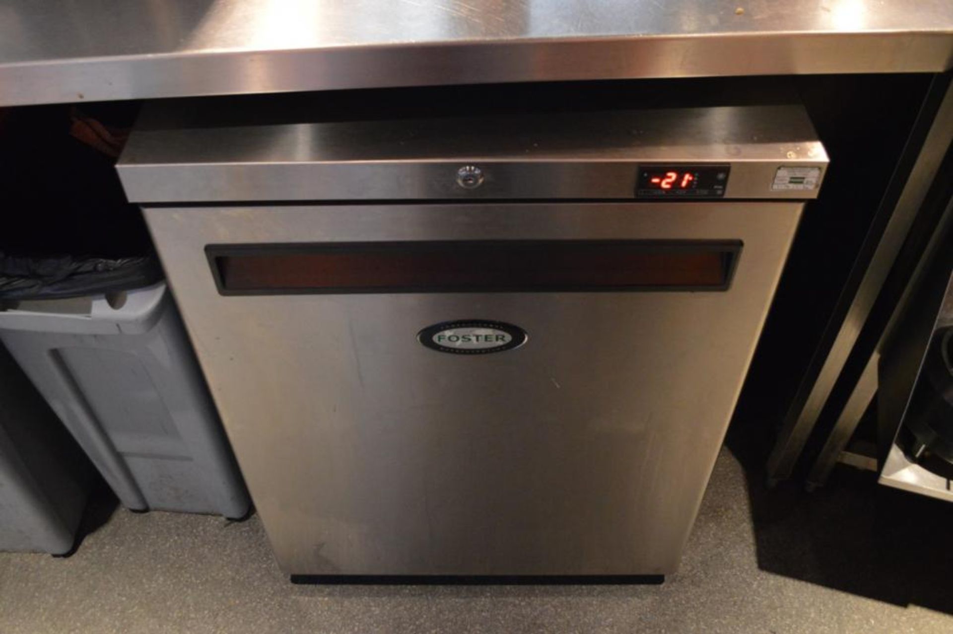 1 x Foster Undercounter Single Door Freezer With Stainless Steel Finish - Model LR150-A - H80 x - Image 3 of 4