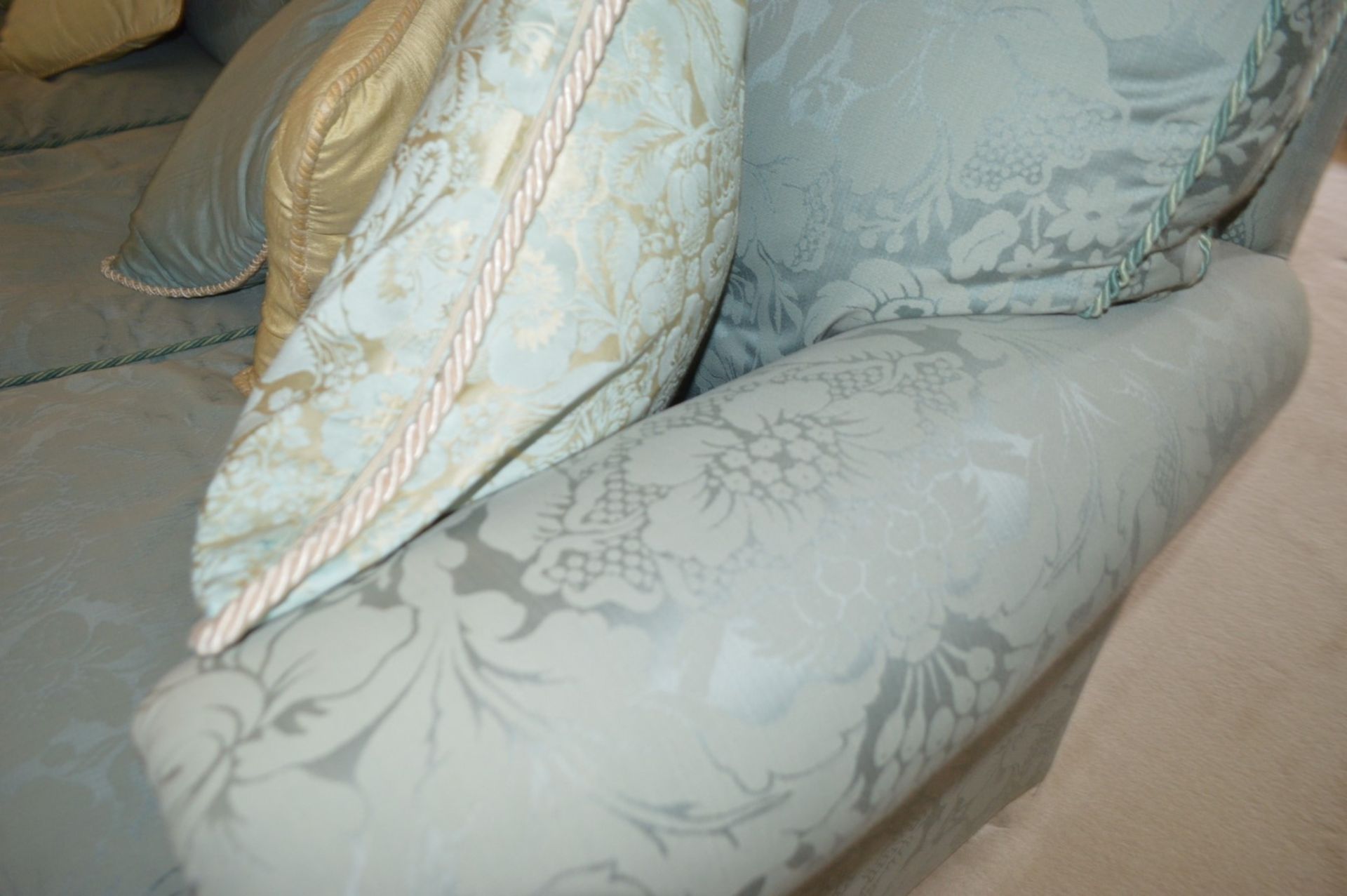 Large Richly Upholstered Light Blue Sofa - CL368 - Bowdon WA14 - NO VAT - Image 5 of 6