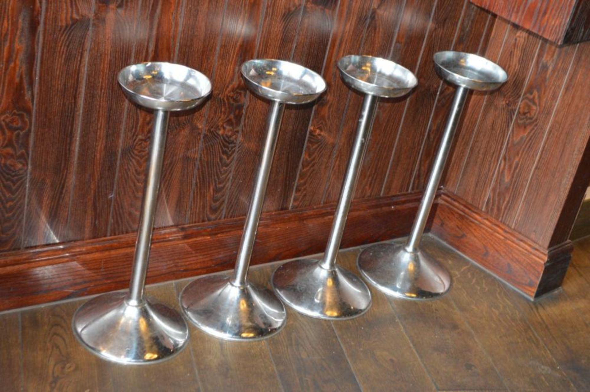 6 x Chrome Freestanding Ice Drink Bucket Stands - CL390 - Location: Sheffield S9This lot will - Image 2 of 2