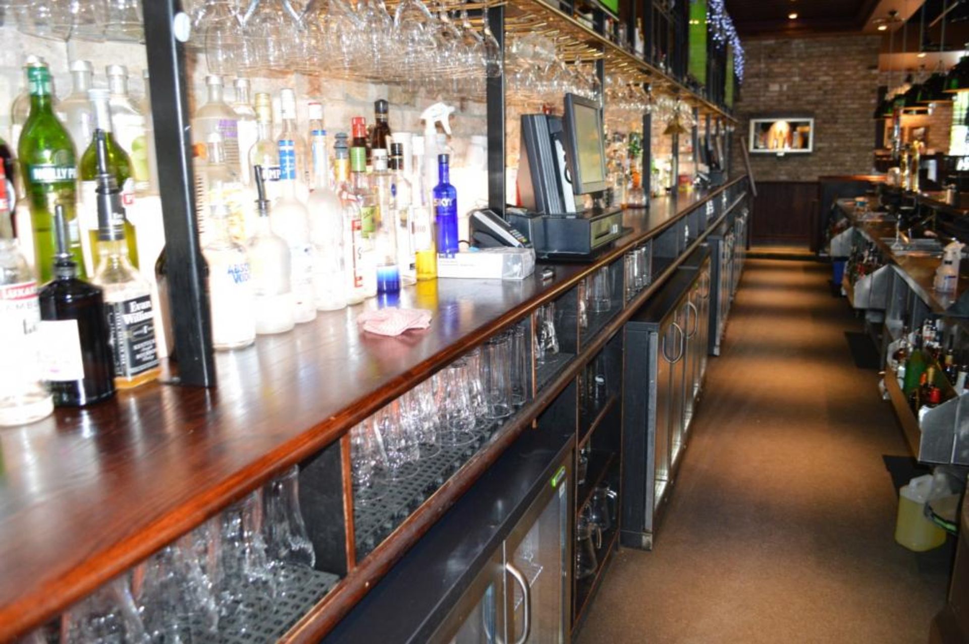 1 x Huge 50ft Pub / Restaurant Bar With Mahogany Finish and Green Leather Panels - Includes - Image 24 of 24