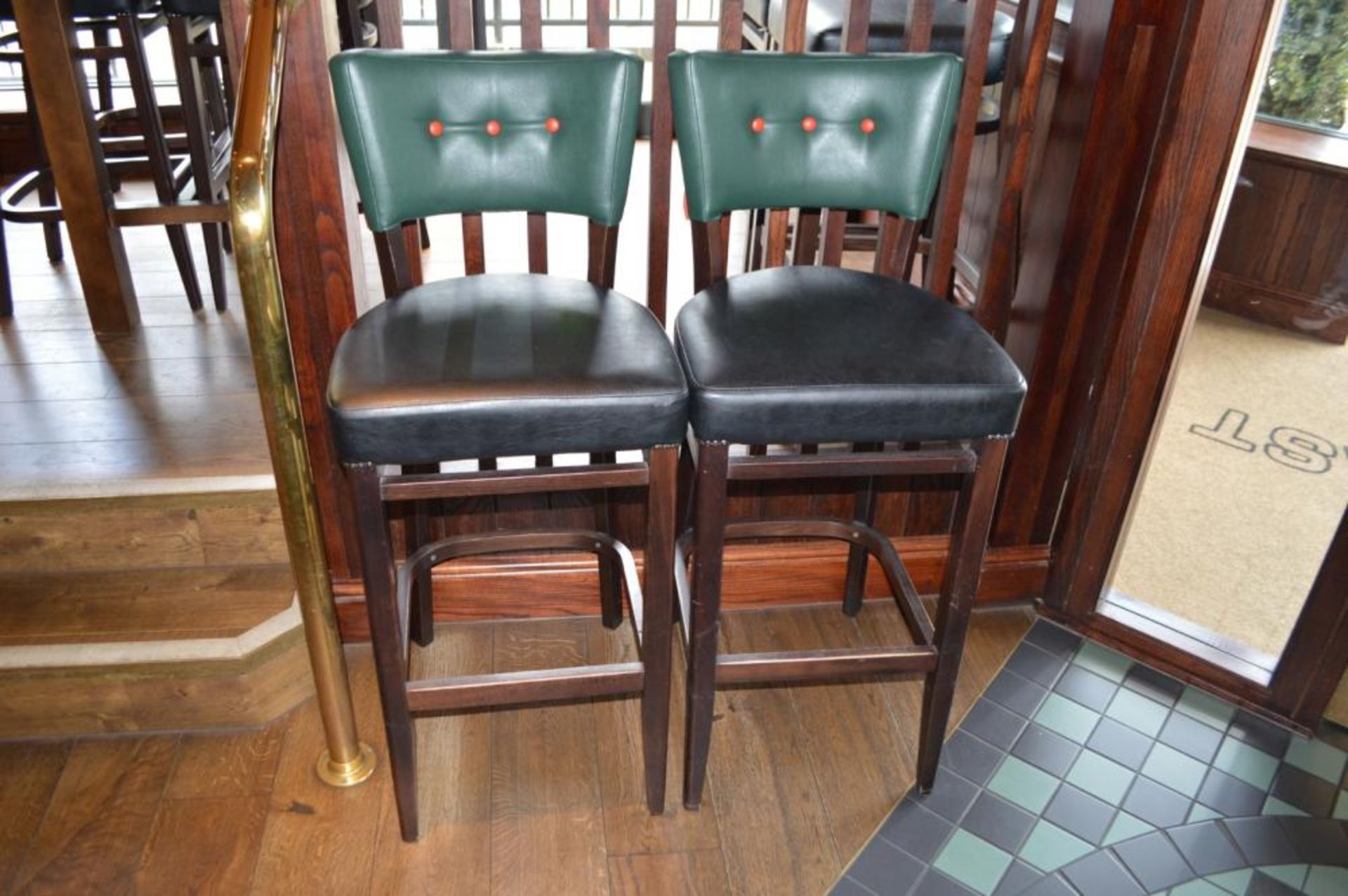 4 x Contemporary Button Back Restaurant Bar Stools - Upholstered in a Quality Green and Black Faux - Image 4 of 7