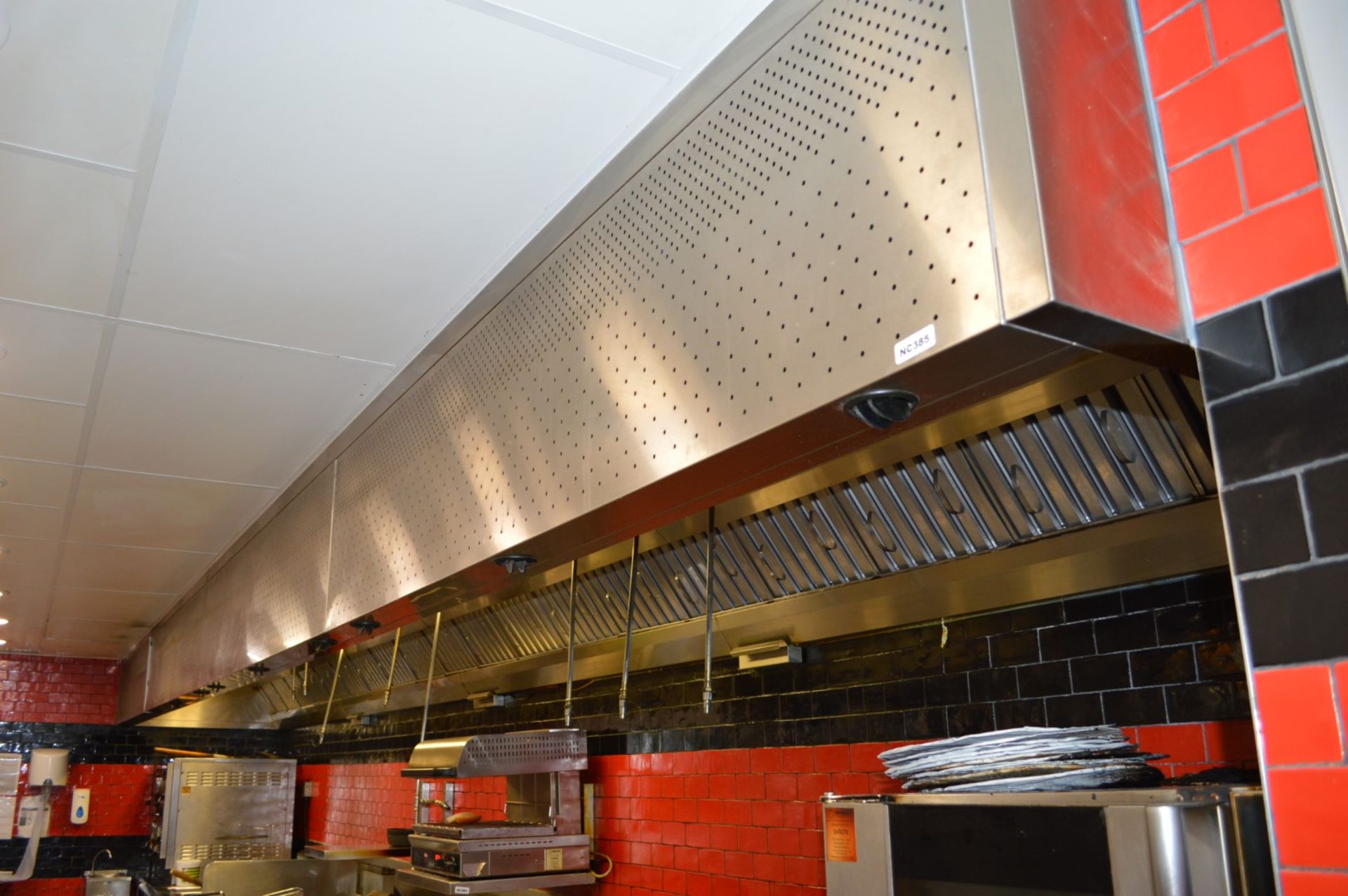 1 x Commercial Stainless Steel Kitchen Extractor Canopy - 30ft Length - H50 x W880 x D140 cms -