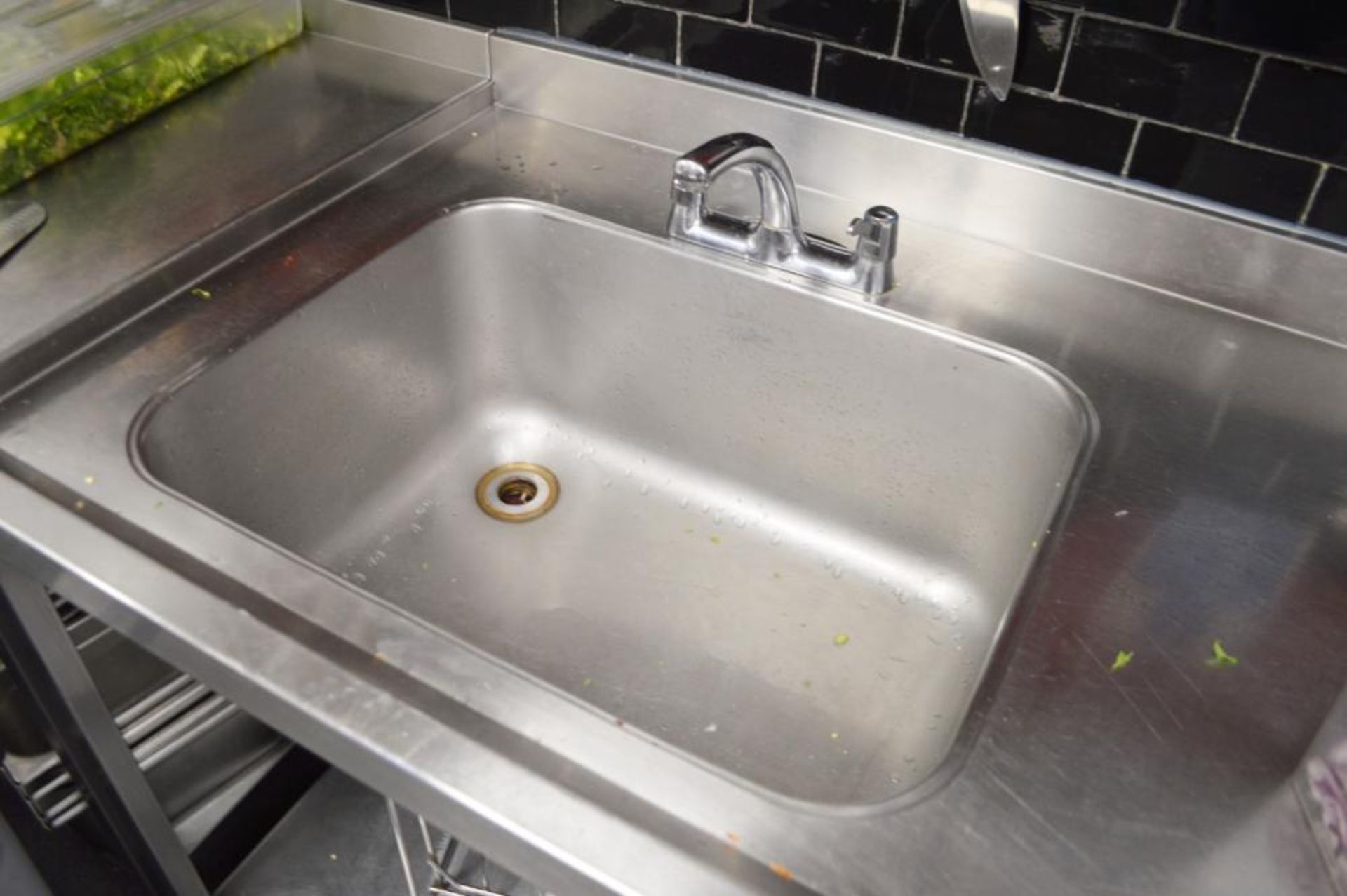 1 x Stainless Steel Right Hand Corner Sink Basin Unit - Features Anti Drip Edges, Mixer Tap and - Image 2 of 3