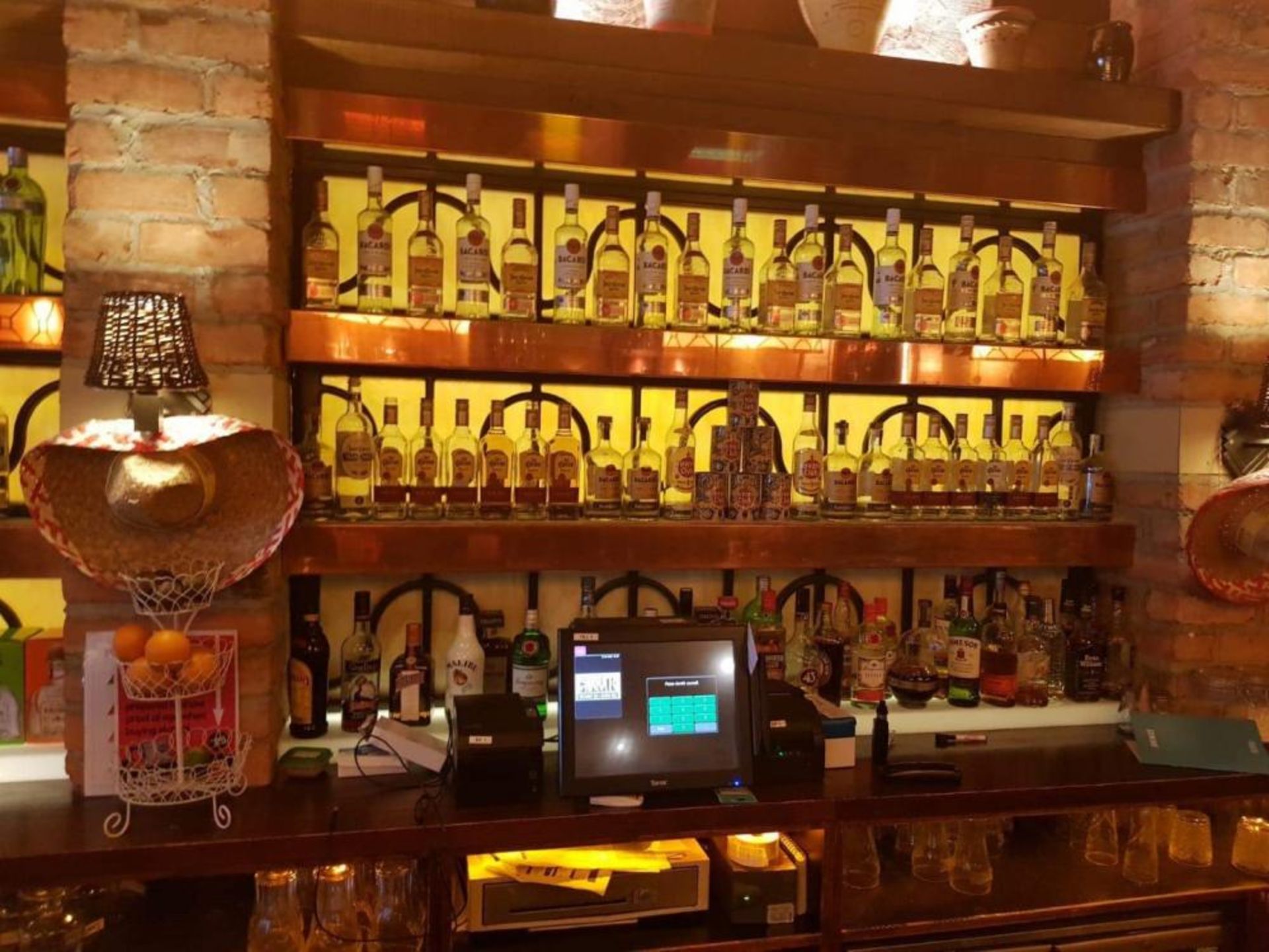 1 x Pub / Restaurant Bar From Mexican Themed Restaurant - Includes Both Front Counter, Back Unit And - Bild 11 aus 11