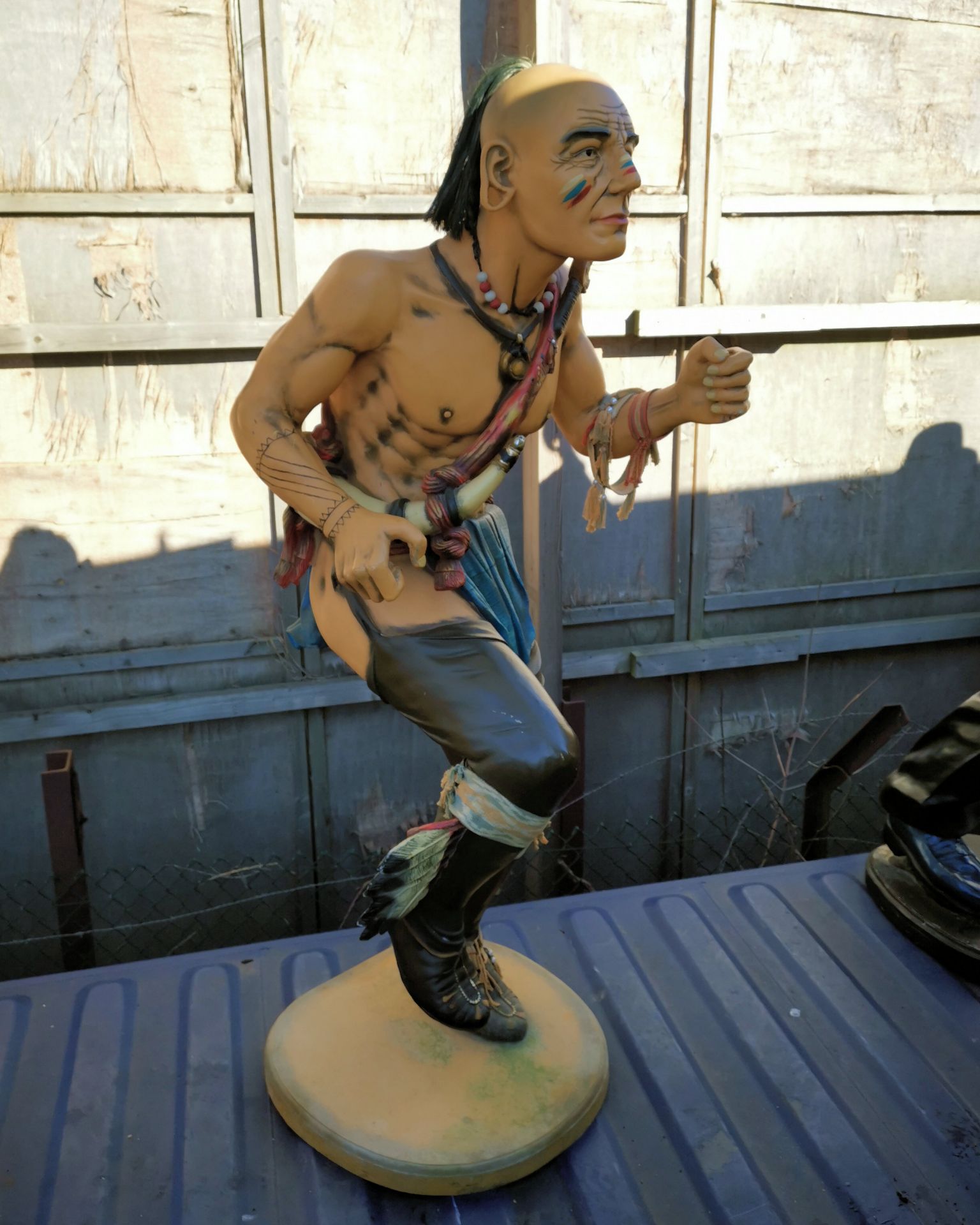 1 x Limited Edition Life Size Resin Mohican made by AAA - Dimensions: 1730 700 mm - CL355 - Location - Image 2 of 2