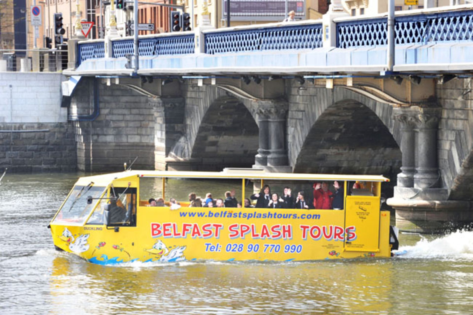 1 x Hydra Terra Duck Boat Amphibious Coach - CL336 - Location: Newark NG23 This Hydra Terra - Image 5 of 8