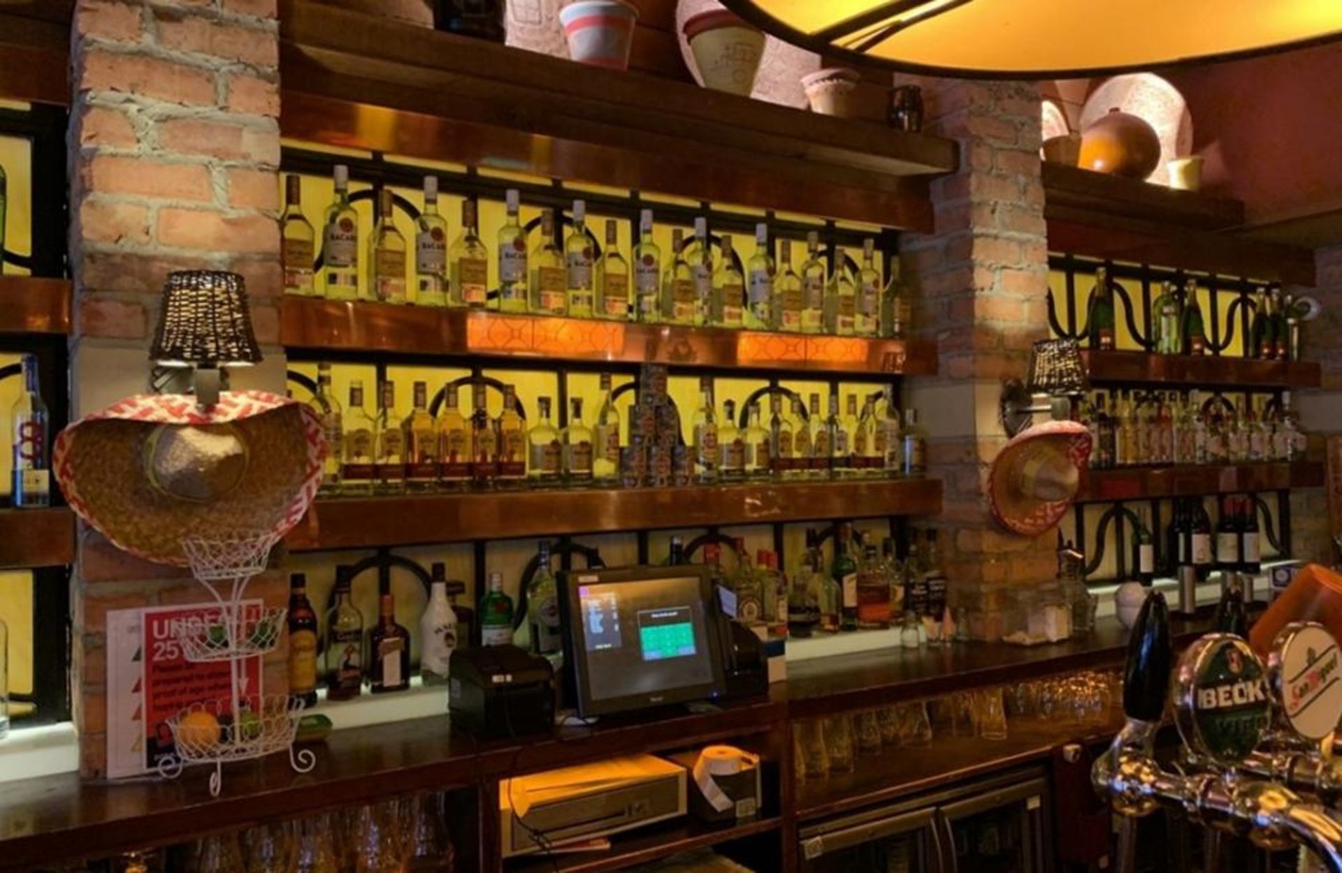 1 x Pub / Restaurant Bar From Mexican Themed Restaurant - Includes Both Front Counter, Back Unit And - Bild 4 aus 11