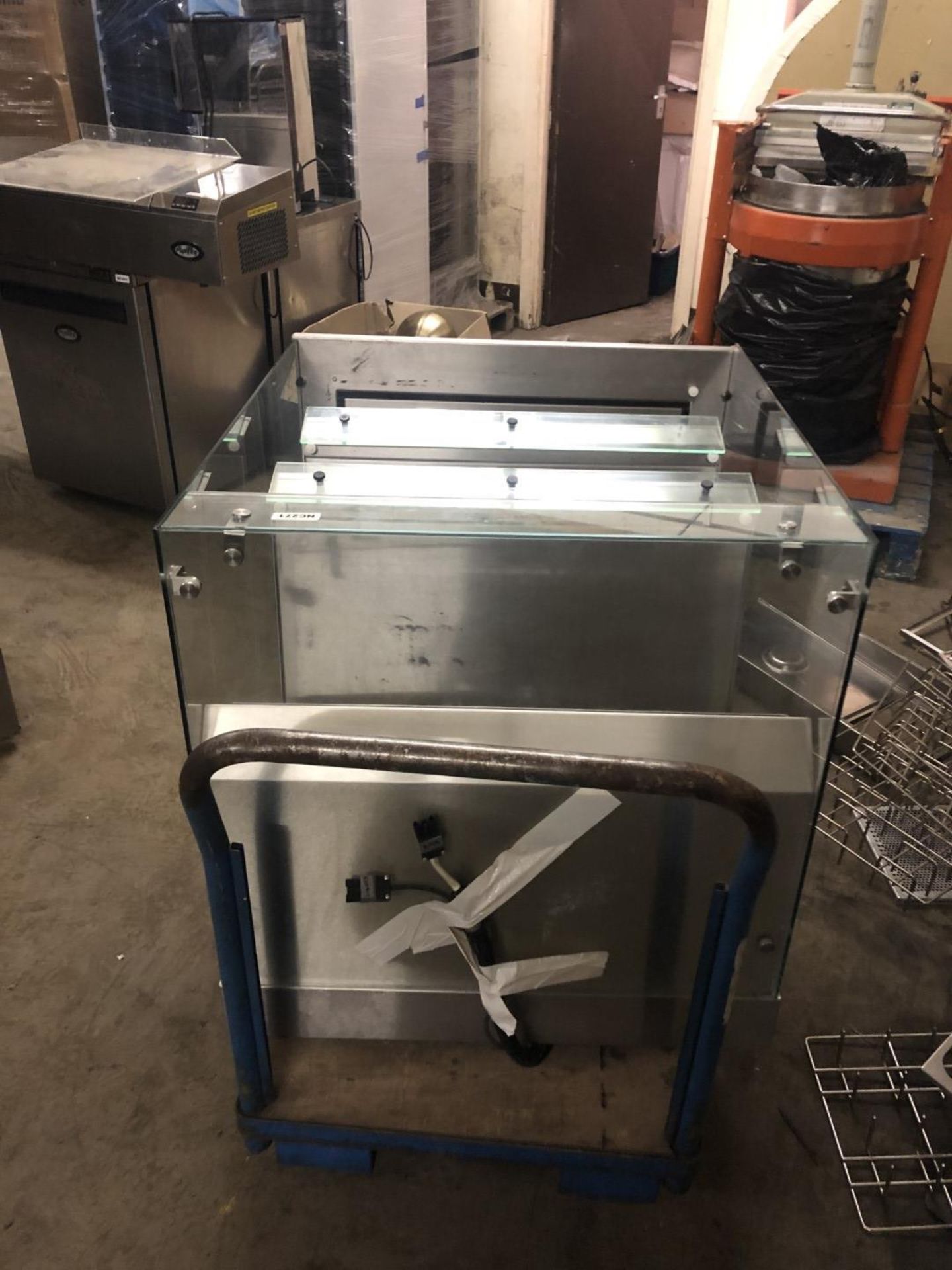 1 x 3-Shelf Heated Patisserie Cabinet - CL374 - NC271 - Location: Bolton BL1 - Bild 5 aus 5