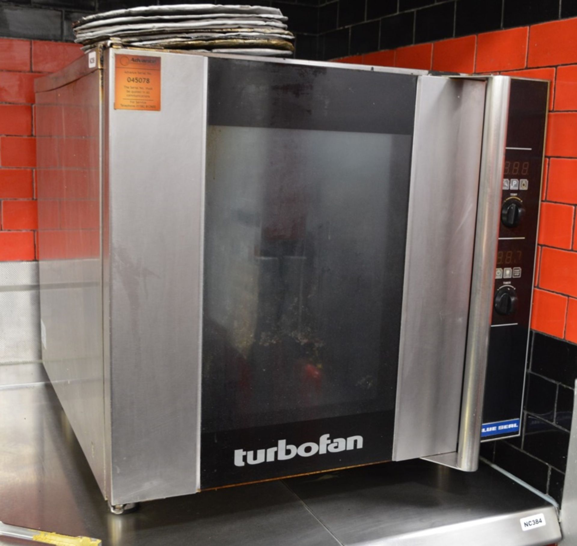 1 x Blue Seal Turbo Fan Convection Oven - H72 x W74 x D84 cms - Ref NC386 - CL390 - Location: